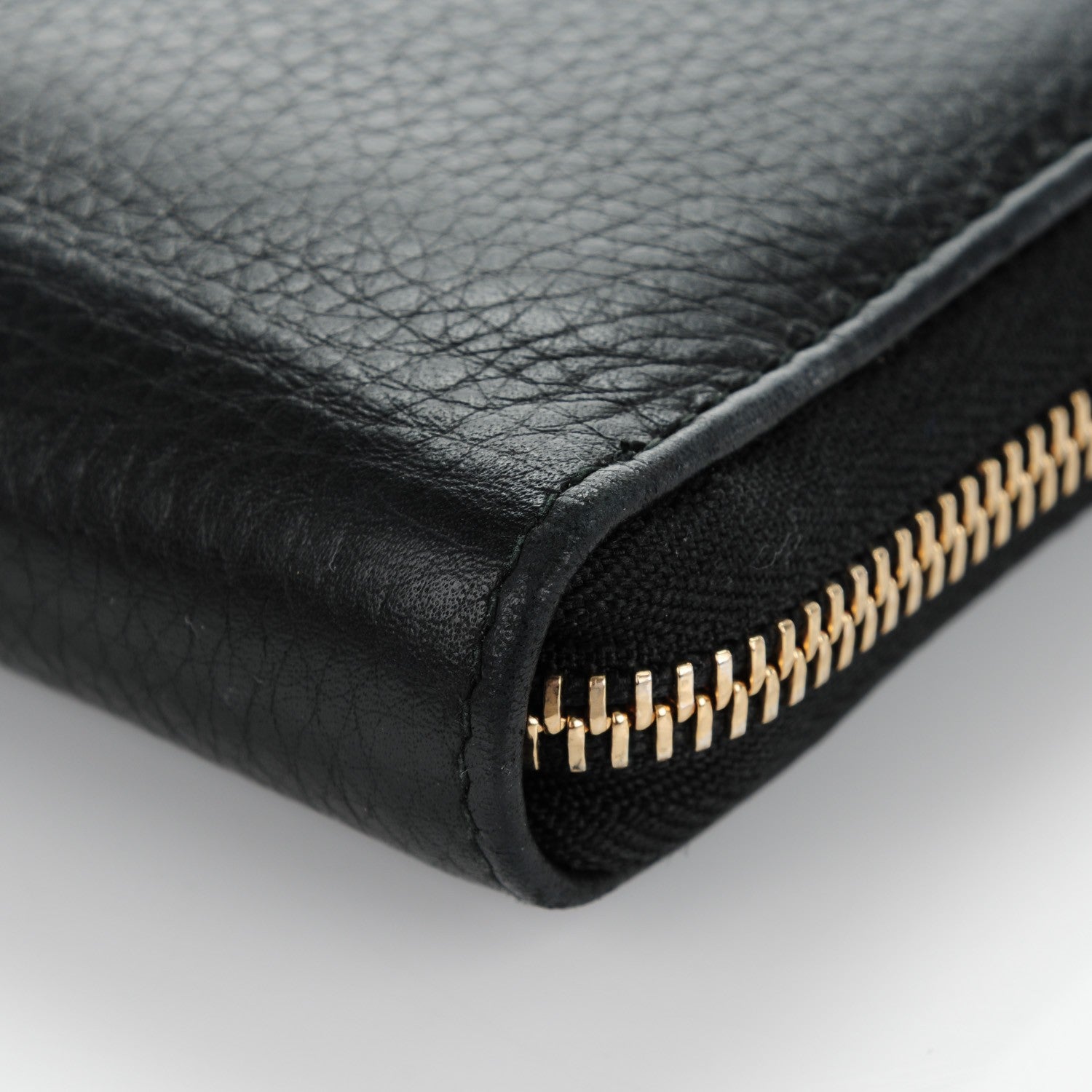 Gucci Calfskin Soho Zip Around Wallet Black 8 of 9