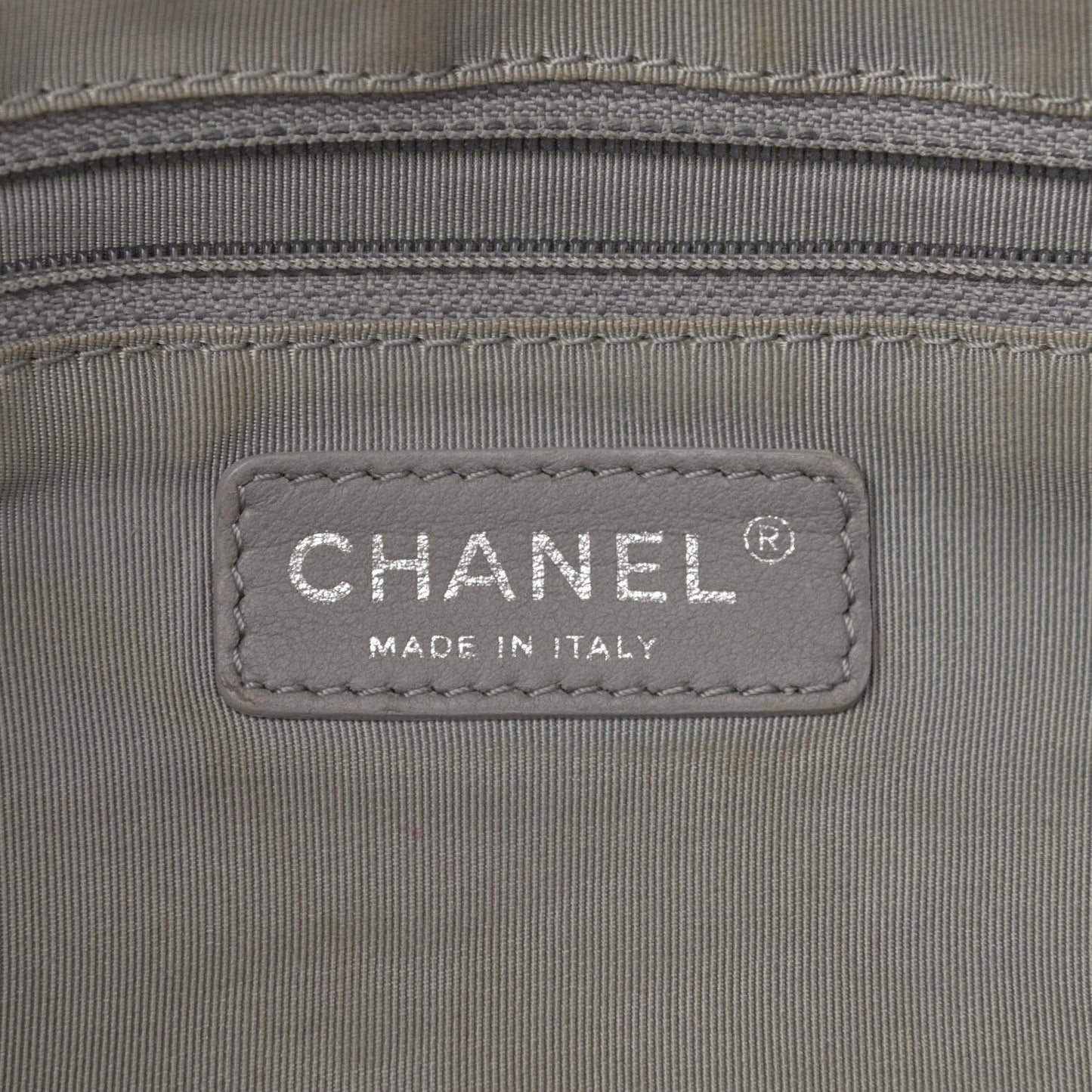 Nylon Quilted Tweed Stitch Bubble Camera Case Purple