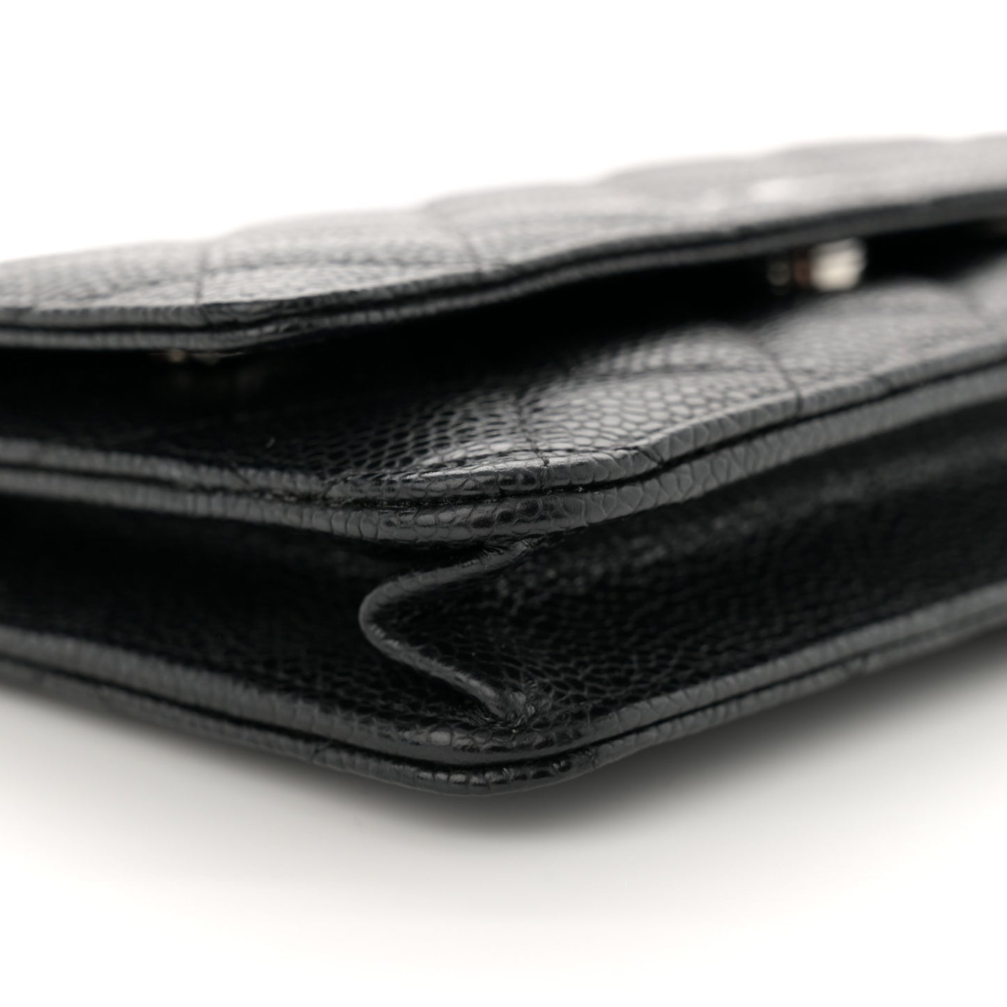 Caviar Quilted Wallet on Chain WOC Black