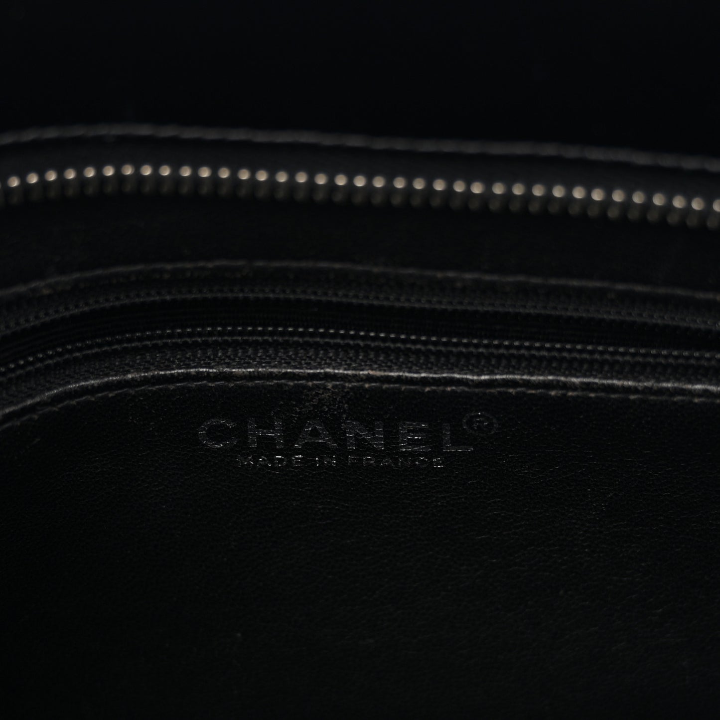 Patent Medallion Tote Black