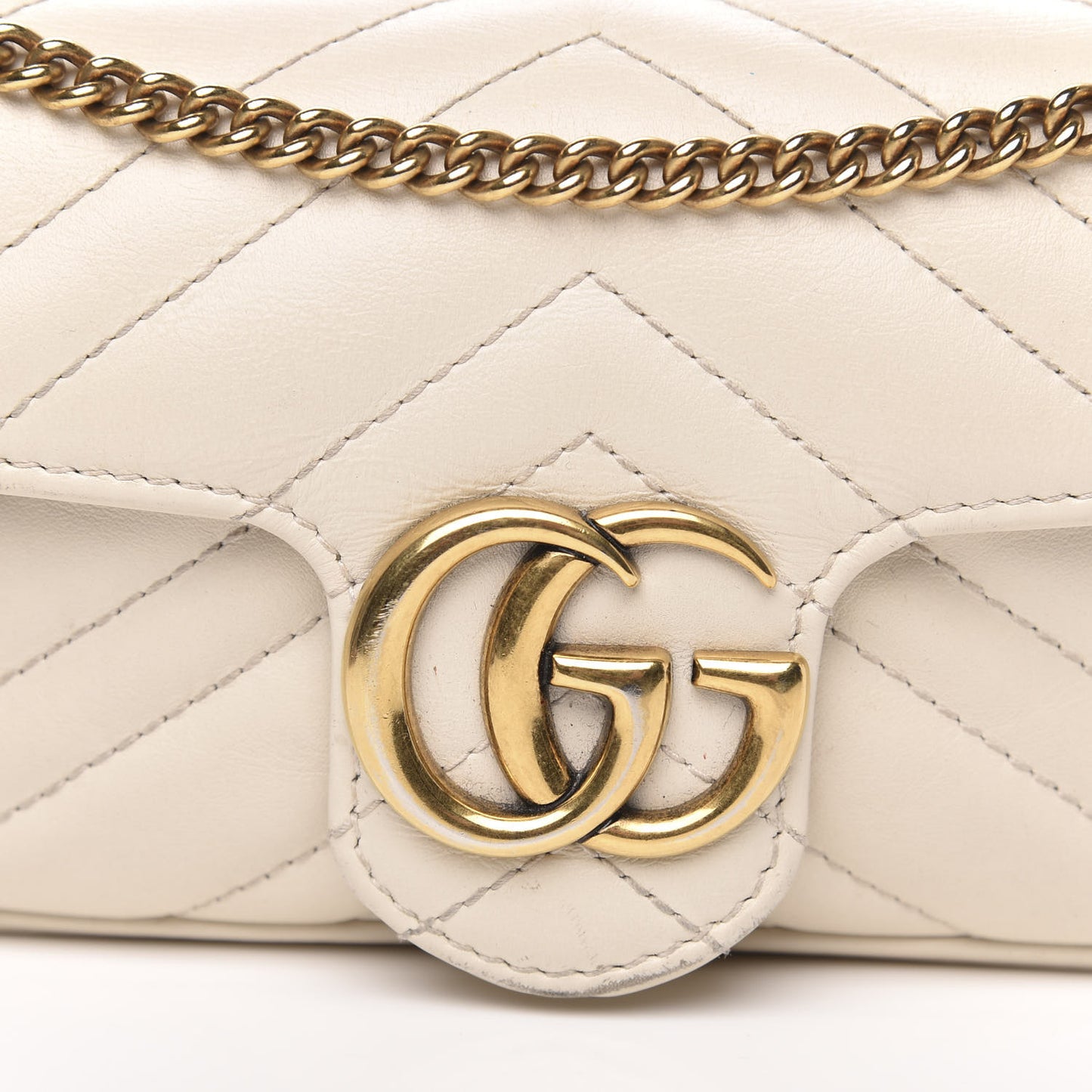 Calfskin Matelasse Super Mini GG Marmont Shoulder Bag White