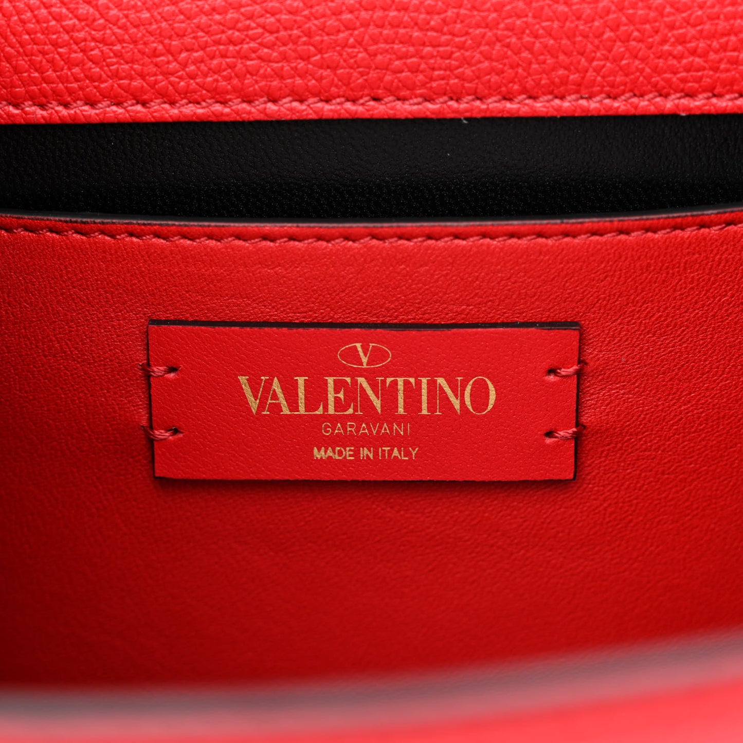 Grained Calfskin Small VSling Shoulder Bag Red
