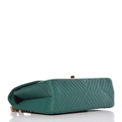 Chanel Sheepskin Chevron Quilted 2.55 Reissue 226 Flap Green 4 of 9