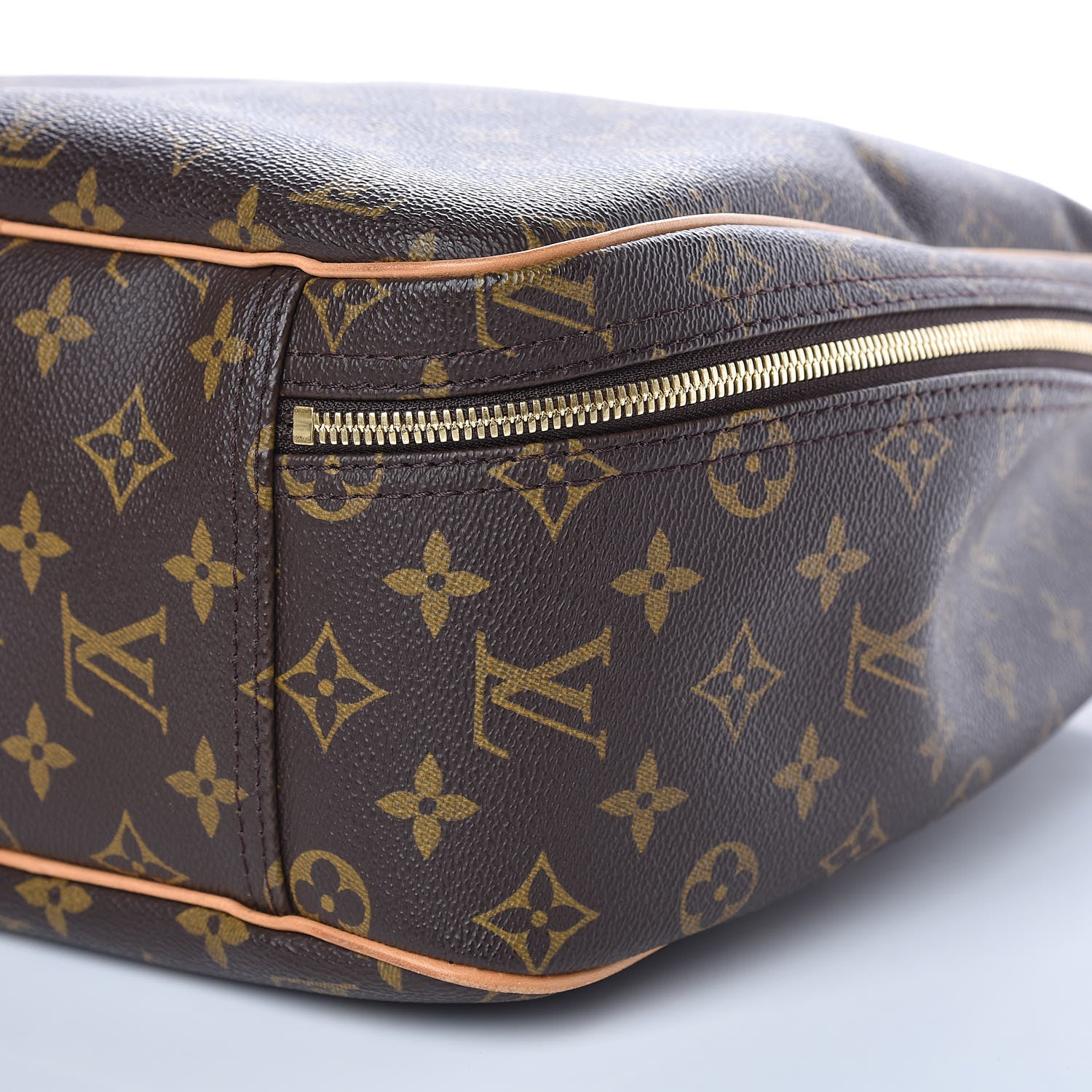 Louis Vuitton Monogram Excursion Shoe Bag 9 of 11