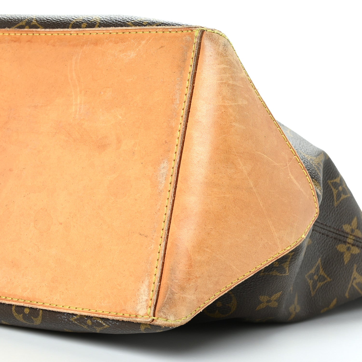 Louis Vuitton Monogram Cabas Mezzo 8 of 10