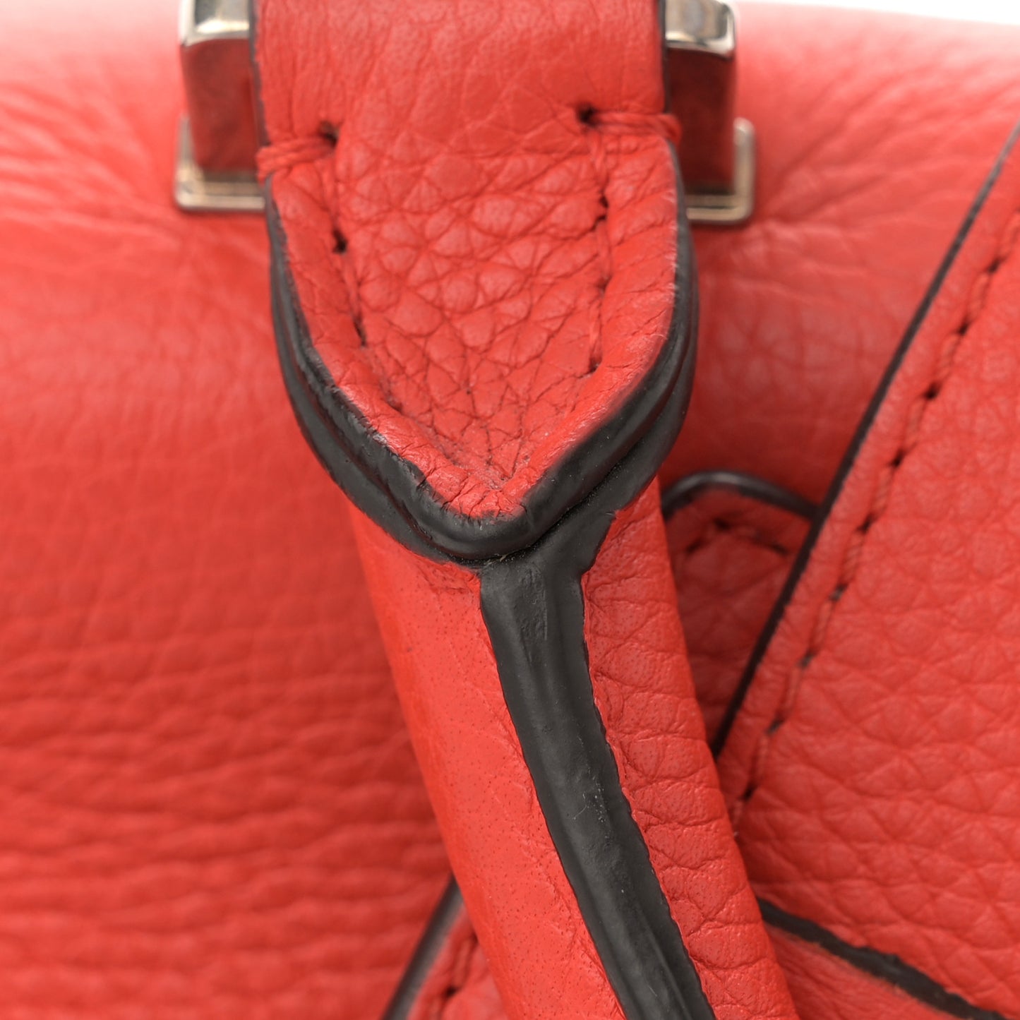 Drummed Calfskin Suede Medium Trapeze Vermillion