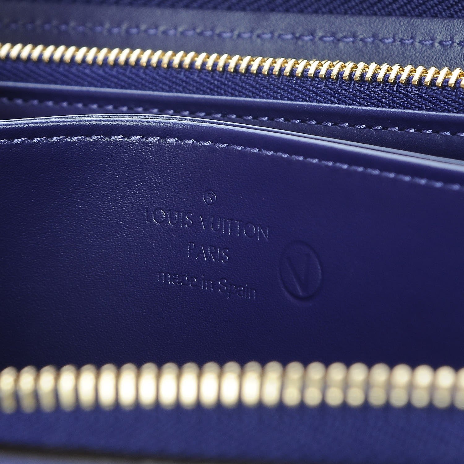 Louis Vuitton Vernis Zippy Wallet Blueberry 6 of 7