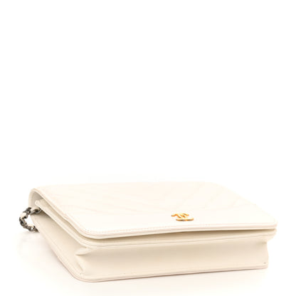 Chanel Aged Calfskin Chevron Quilted Gabrielle Wallet On Chain WOC White 4 of 11