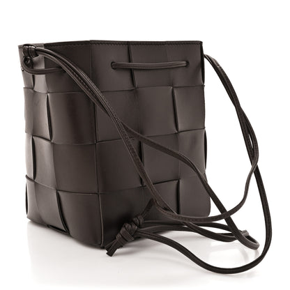Bottega Veneta Nappa Maxi Intrecciato Mini Cassette Bucket Bag Fondant 3 of 9