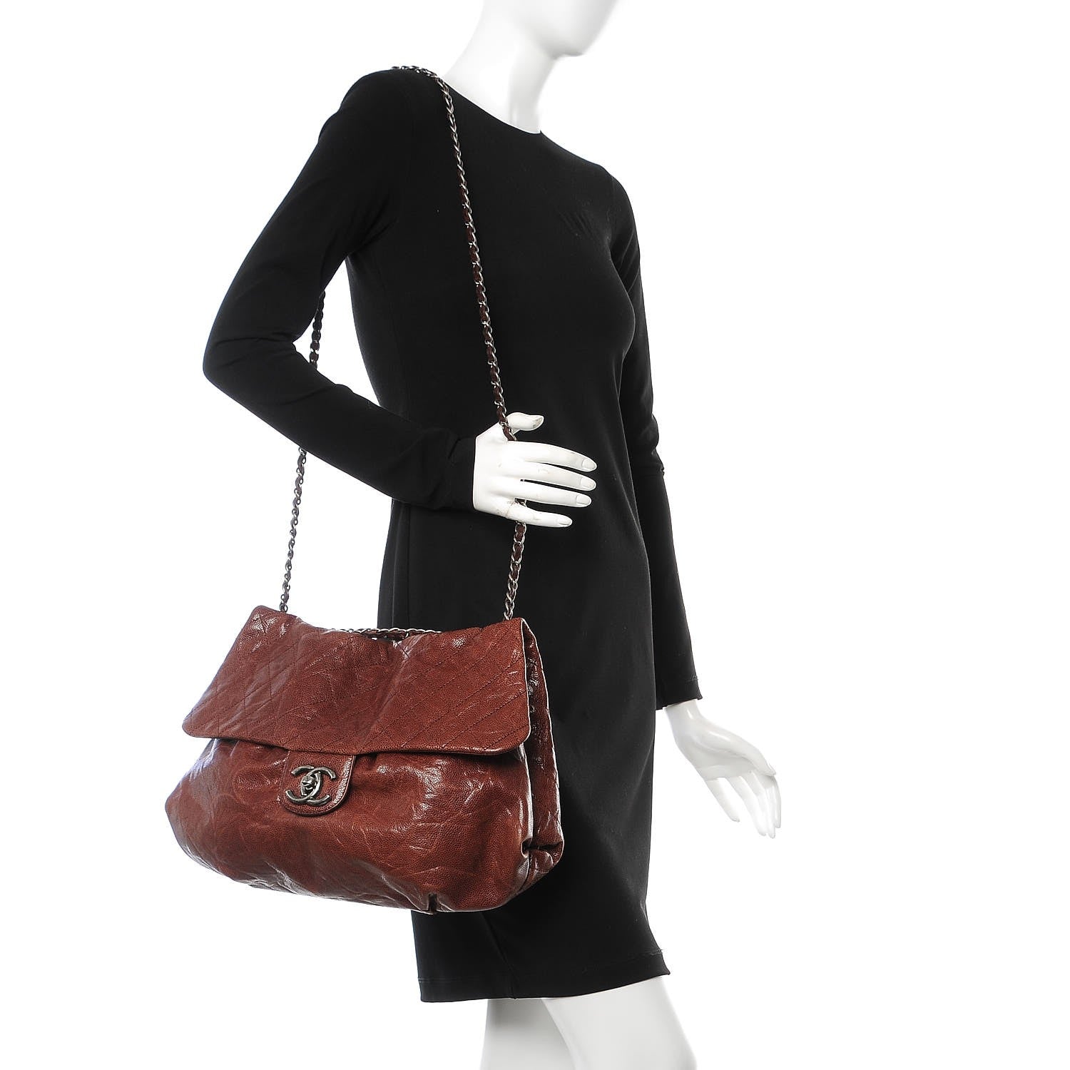 Chanel Grained Calfskin Quilted Maxi Elastic Flap Burgundy 3 of 14