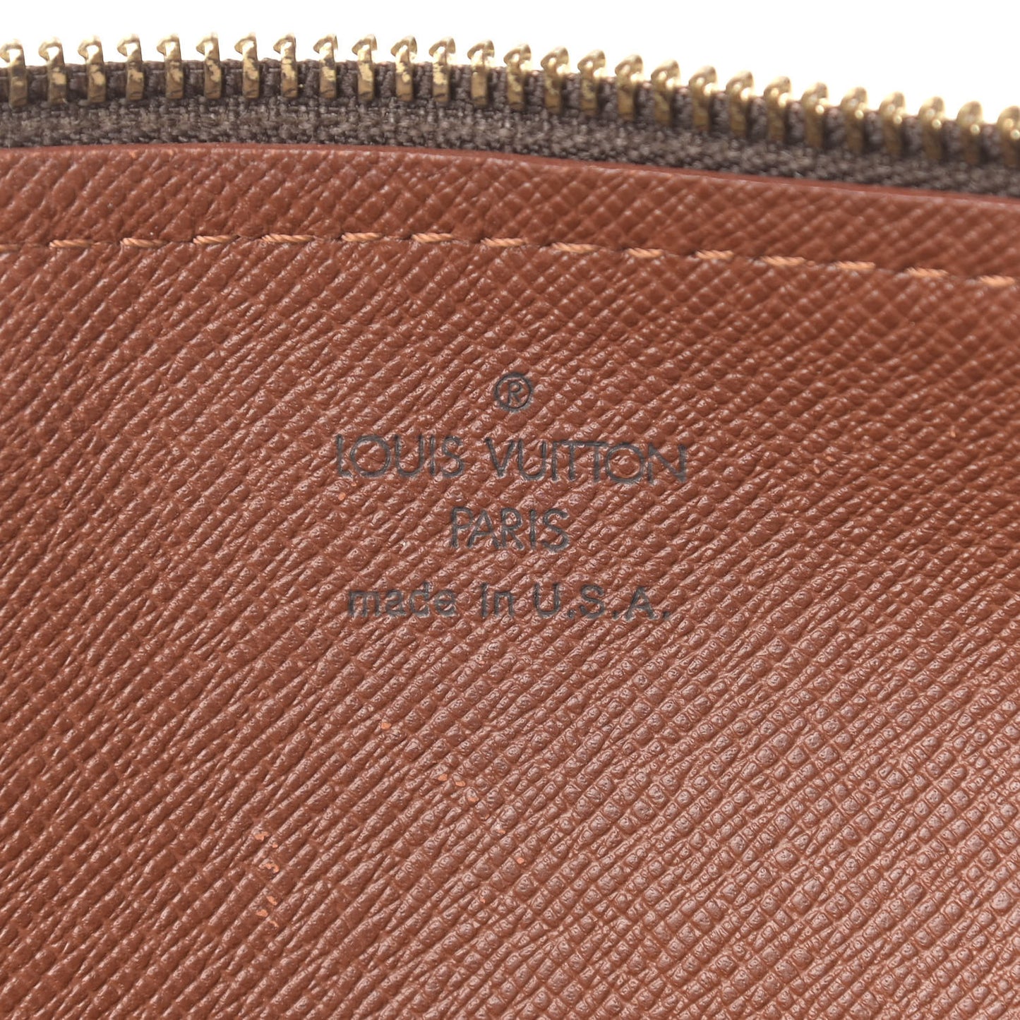 Monogram Papillon 26