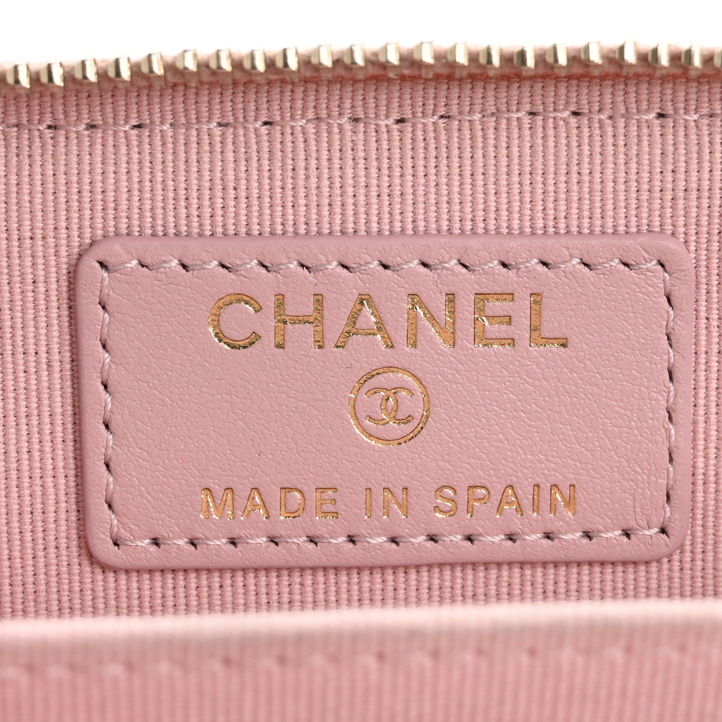 Caviar Quilted Studded CC Zip Card Holder Pink
