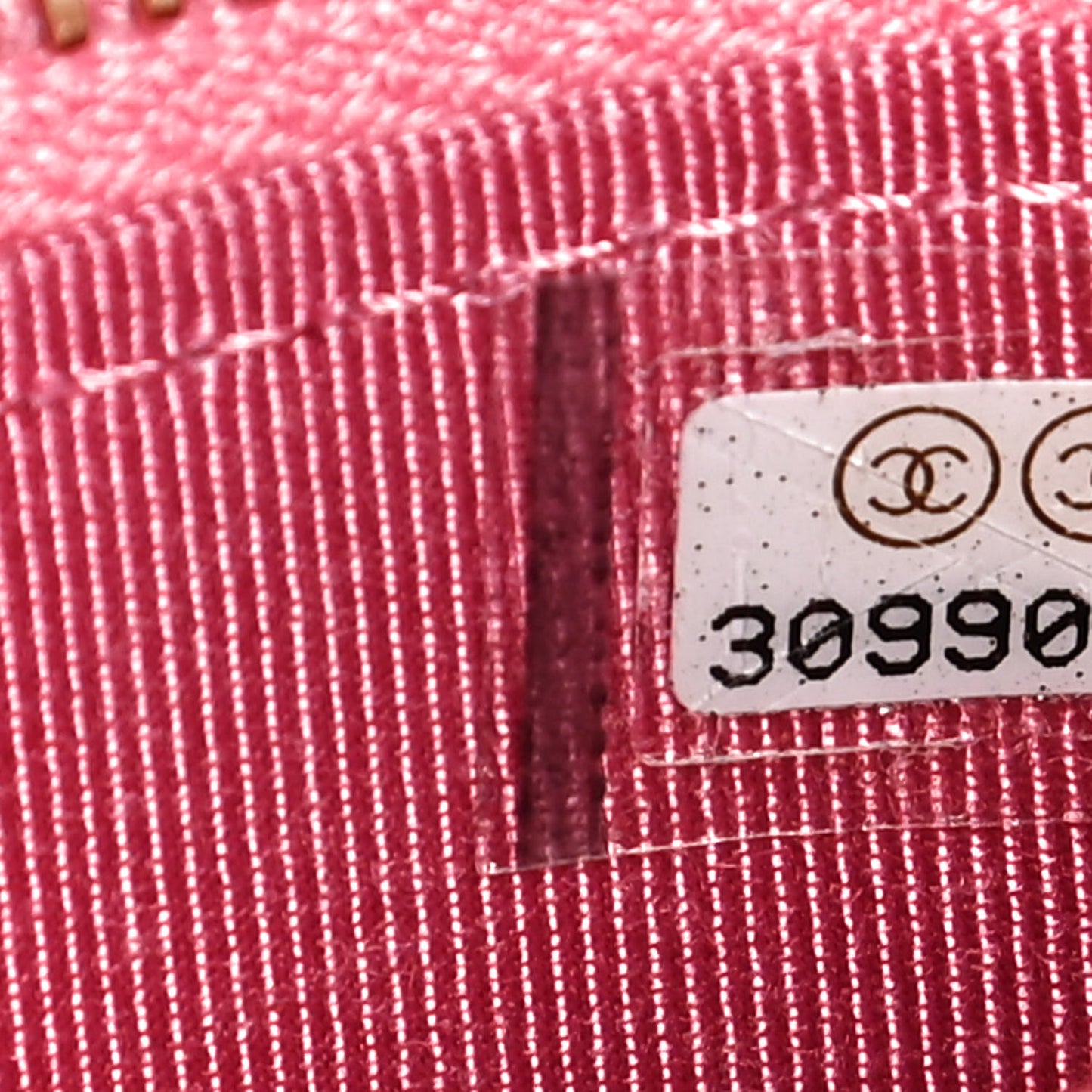 Caviar Quilted Phone Holder With Chain Pink