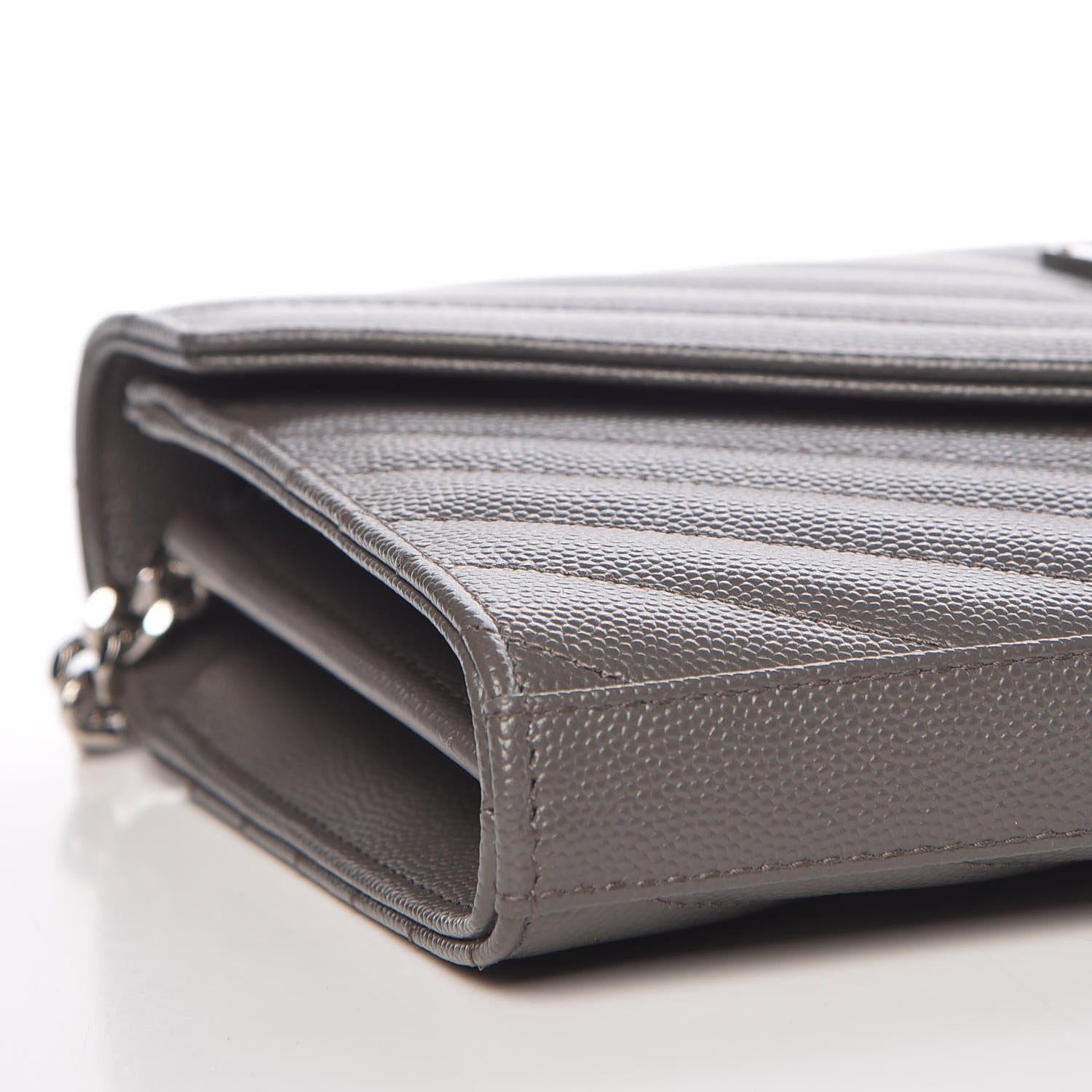 Saint Laurent Grain De Poudre Matelasse Chevron Monogram Chain Wallet Earth 7 of 9