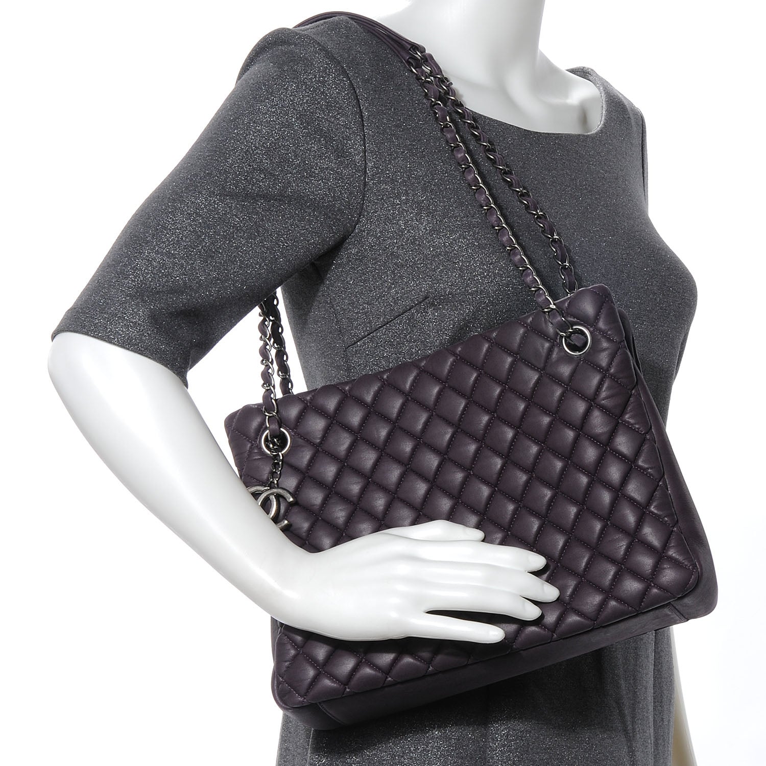 Chanel Iridescent Calfskin New Bubble Quilt Small Tote Plum 2 of 9