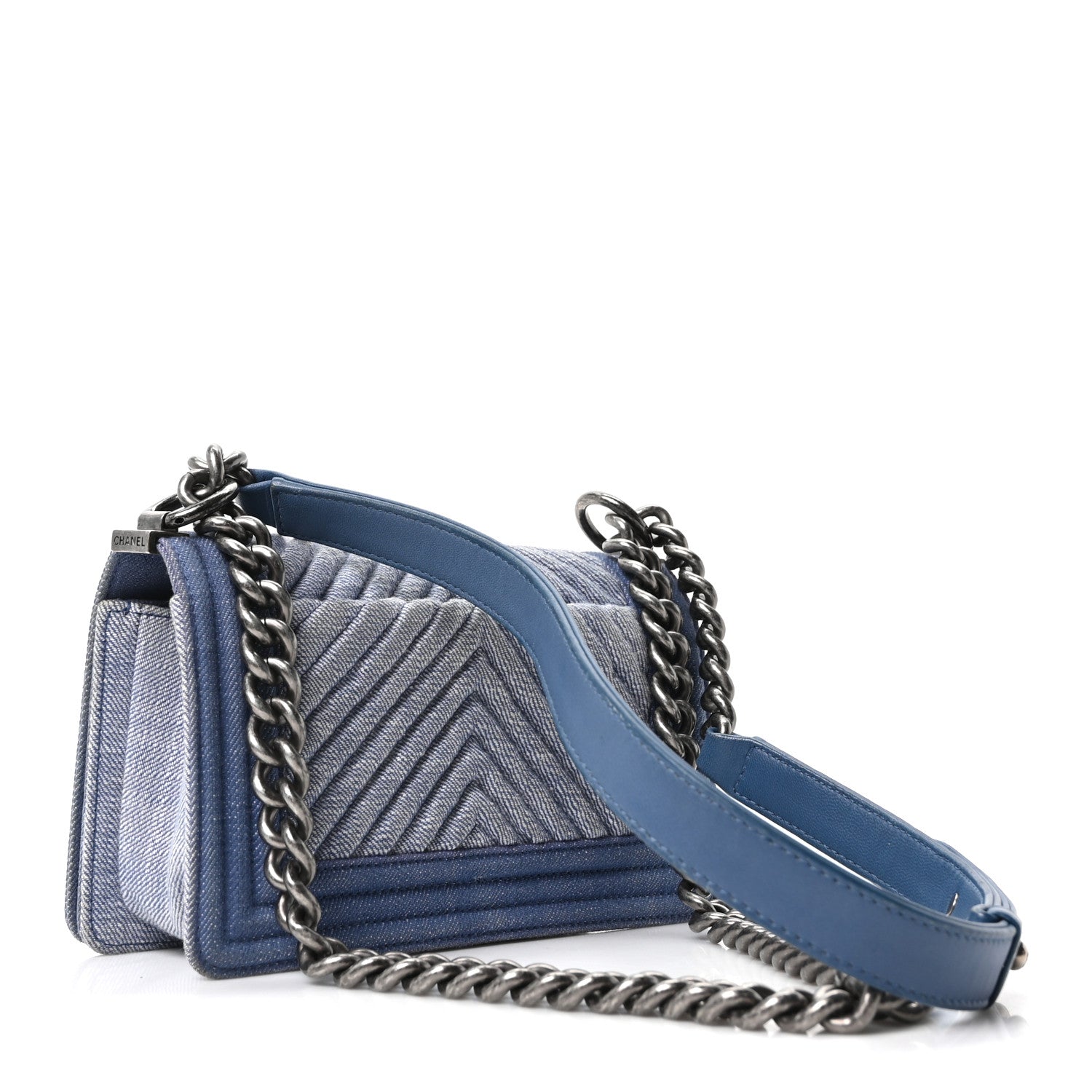 Chanel Denim Chevron Small Boy Flap Light Blue 1849584 – FASHIONPHILE