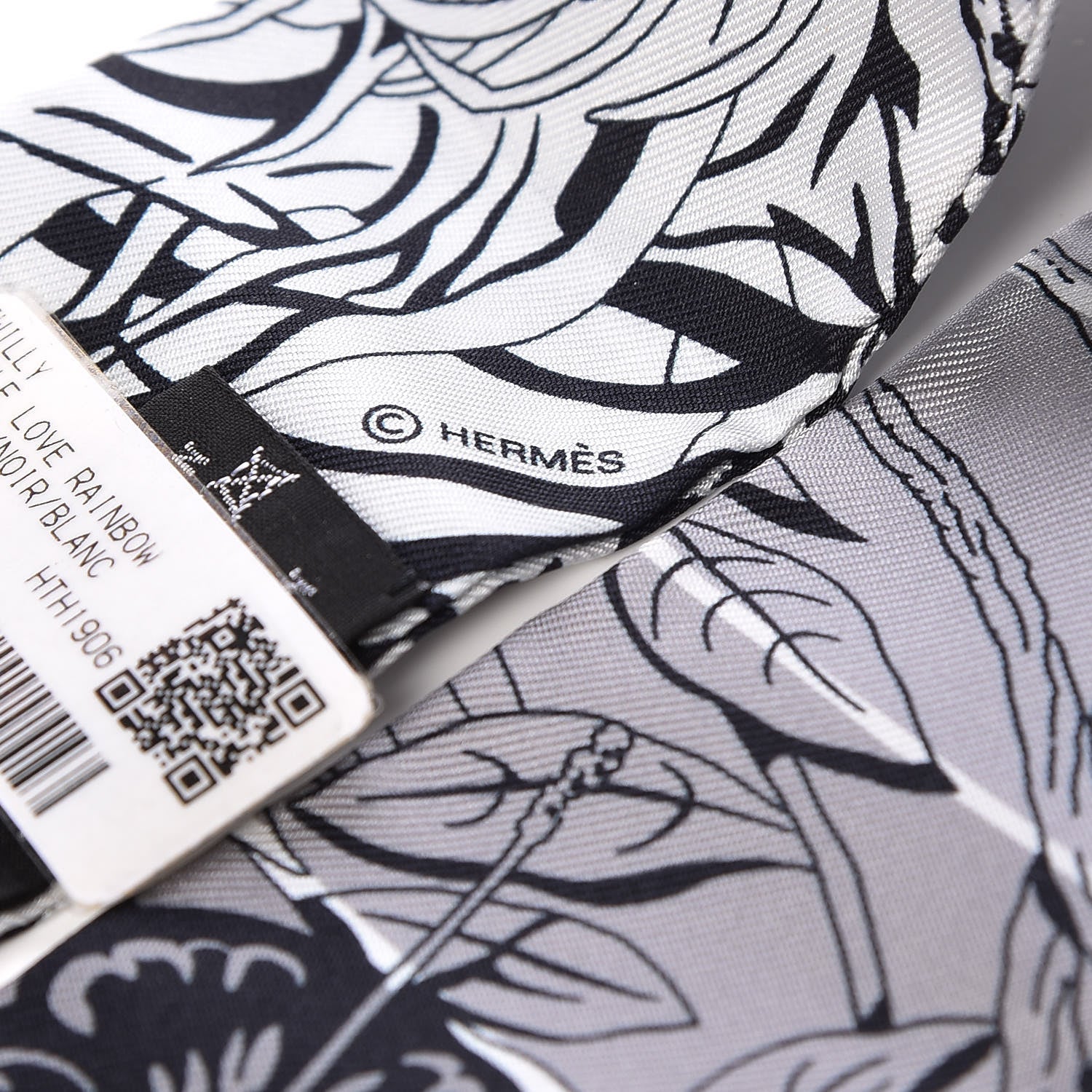 Hermes Silk Jungle Love Rainbow Twilly Gris Black White 4 of 4