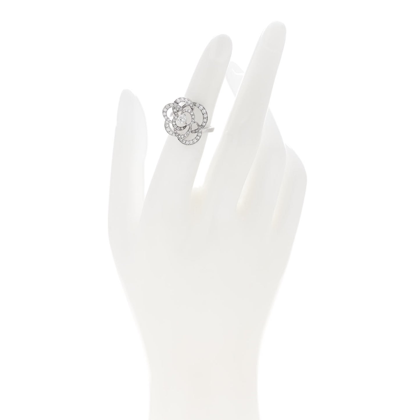 18K White Gold Diamond Medium Fil de Camelia Ring 49 5