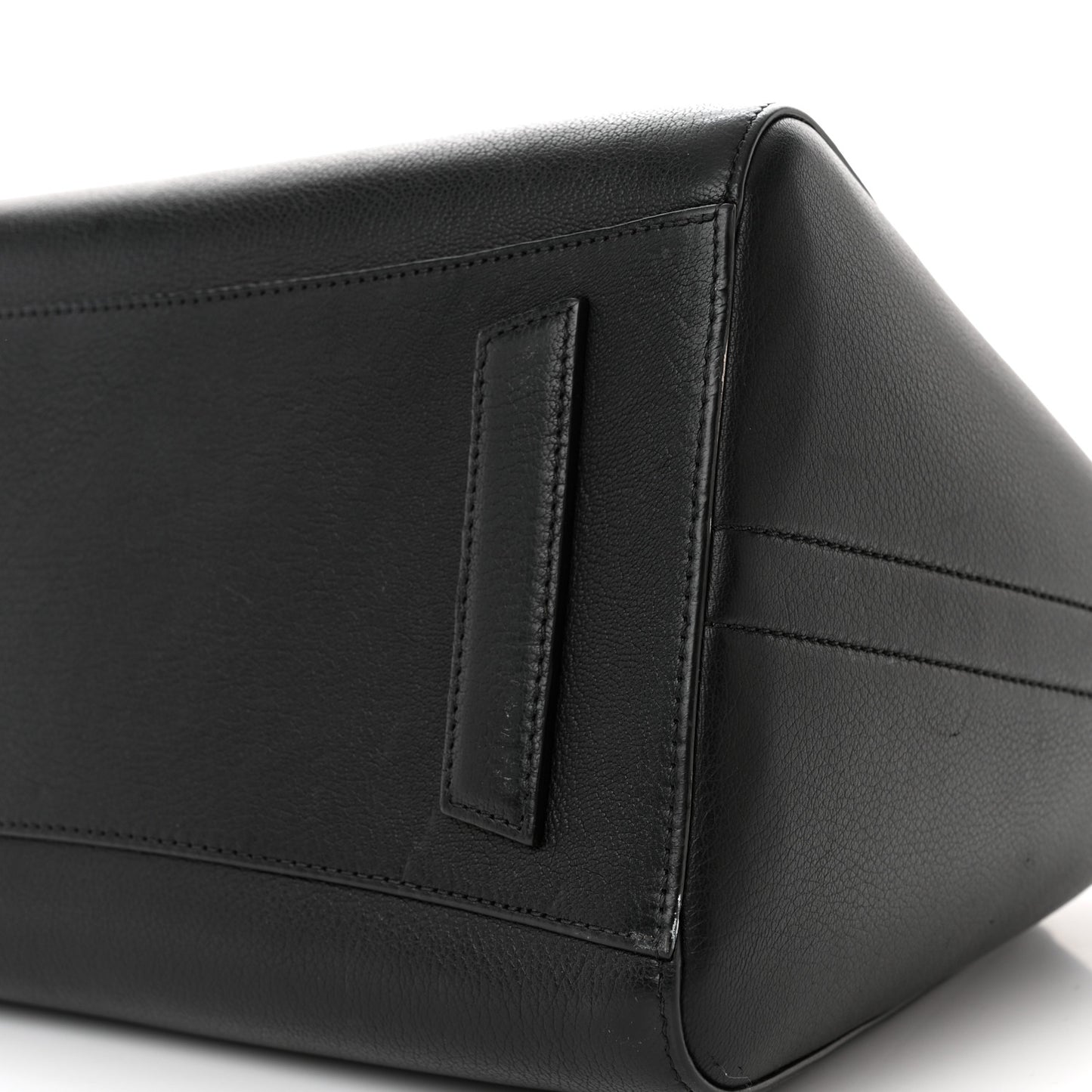 Sugar Goatskin Medium Antigona Black