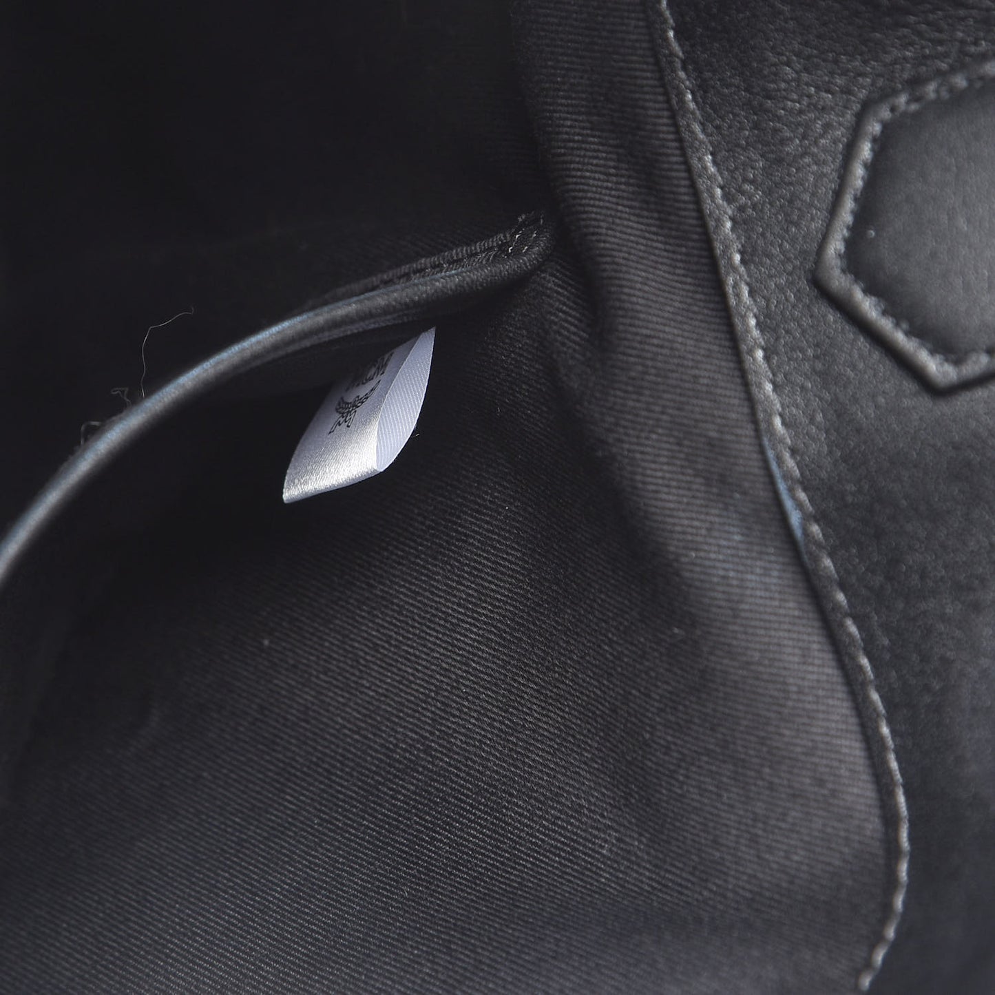 Metallic Visetos Shopper Tote Scooter Red