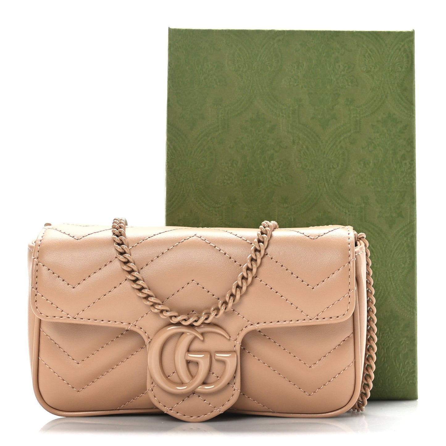 Calfskin Matelasse Monochrome Super Mini GG Marmont Shoulder Bag Camelia