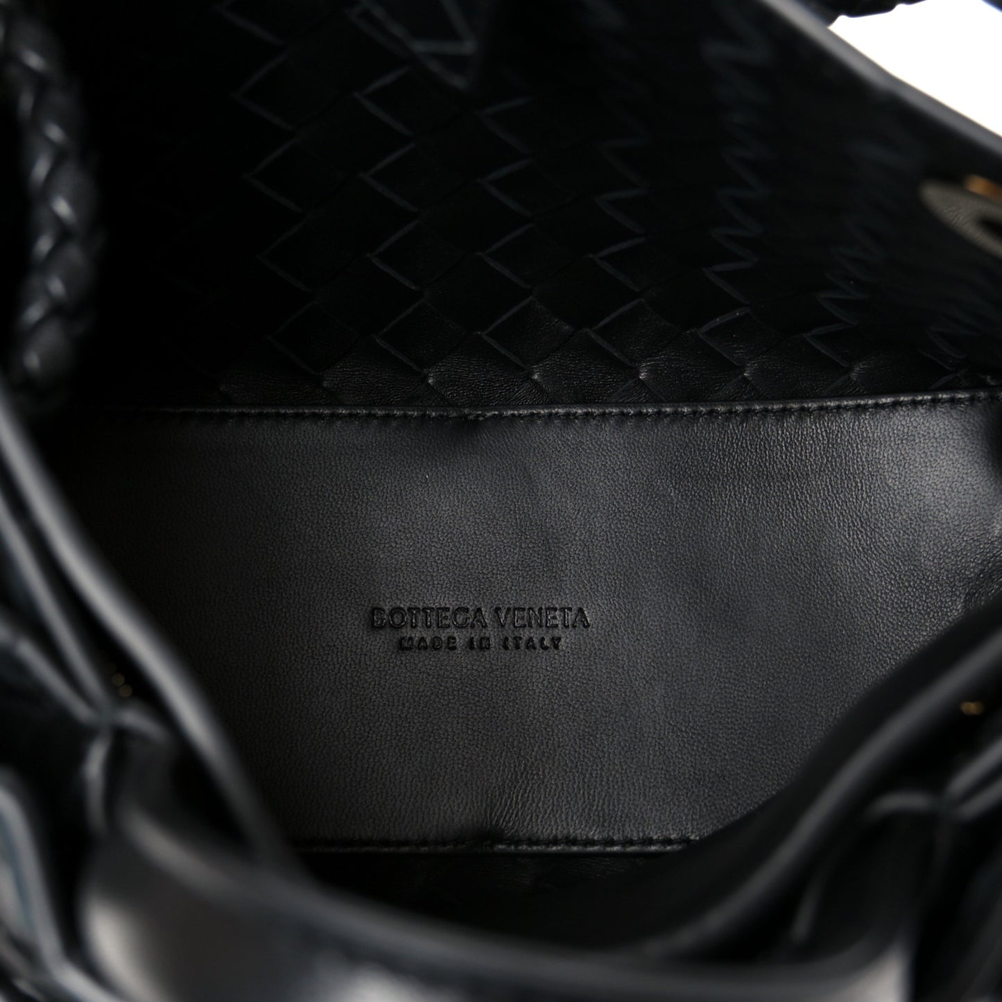 Nappa Intrecciato Small Andiamo Shoulder Bag Black