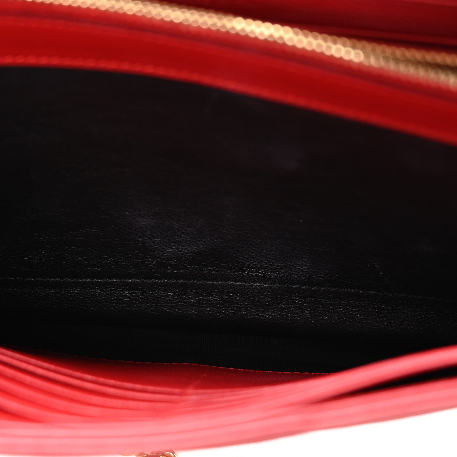 Saint Laurent Grain De Poudre Matelasse Chevron Monogram Chain Wallet Red 8 of 12
