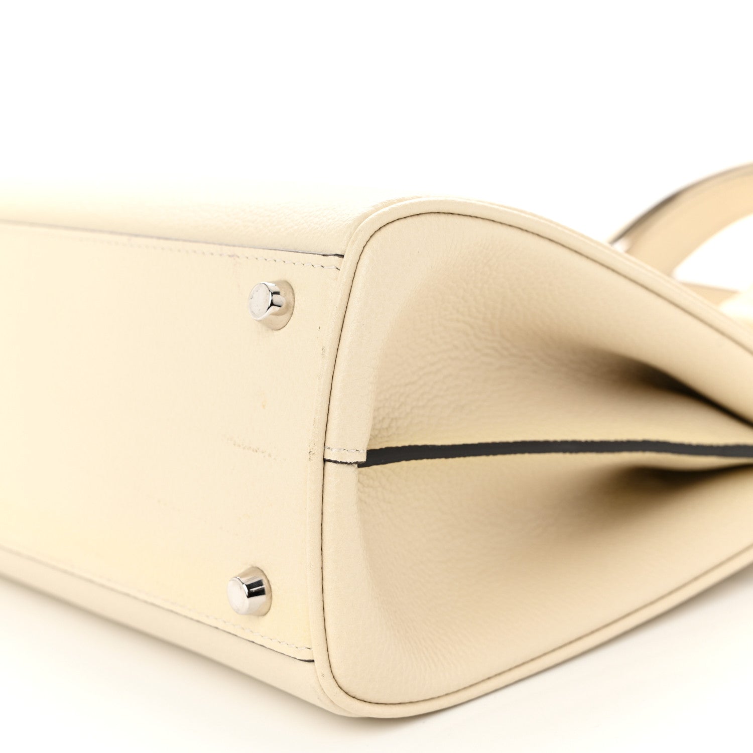 Gucci Grainy Calfskin Small Zumi Top Handle Bag Mystic White 10 of 10