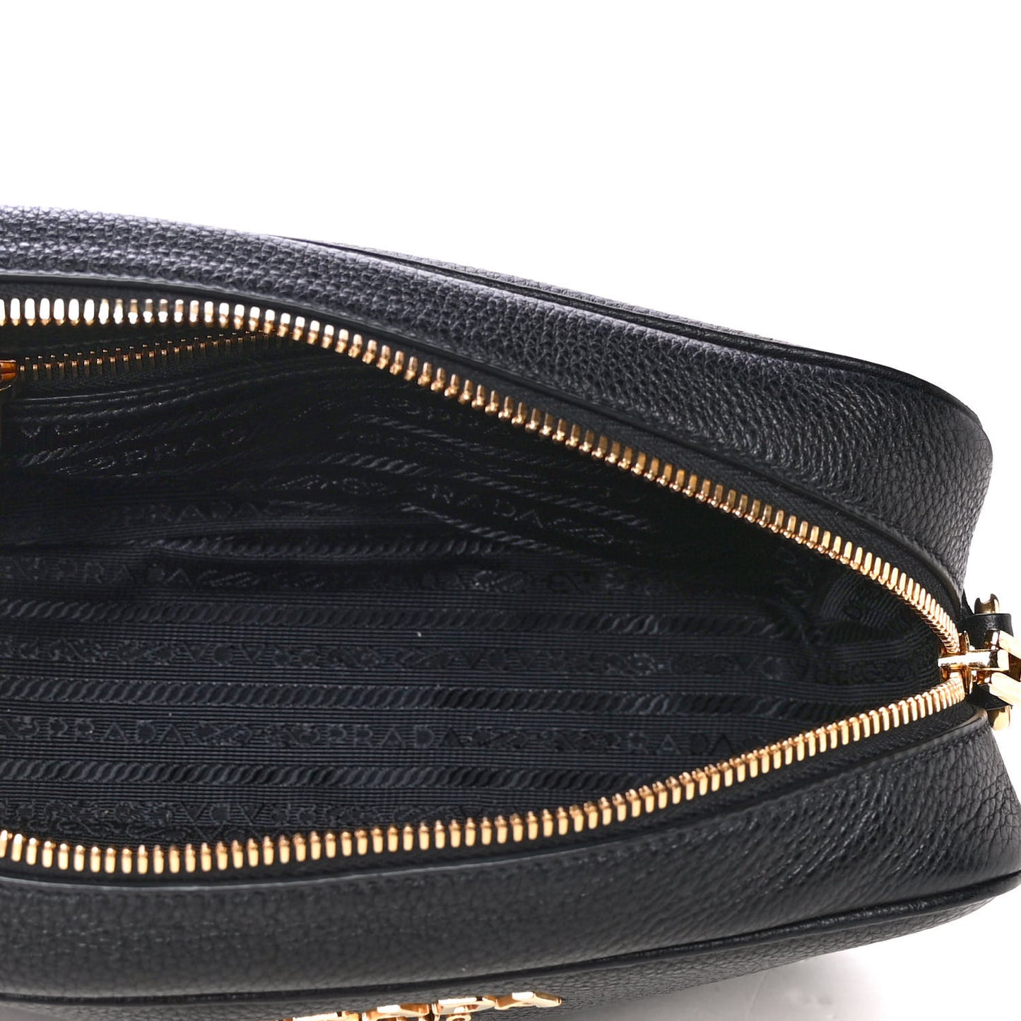 Vitello Daino Camera Crossbody Black