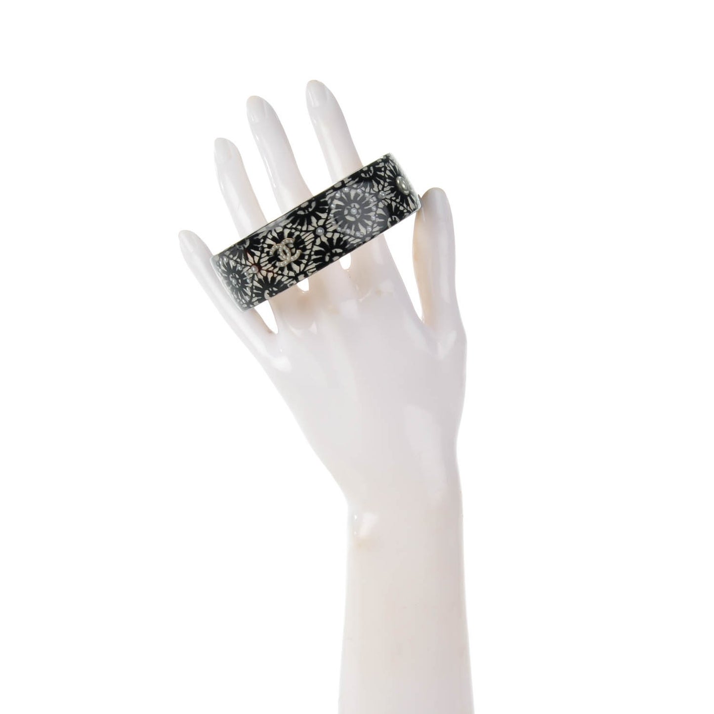 Resin Lace Pearl CC Bangle Black