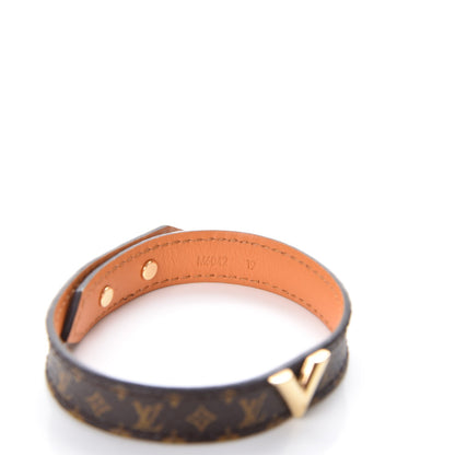 Louis Vuitton Monogram Essential V Bracelet 19 5 of 9