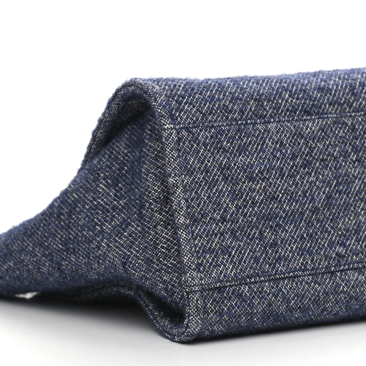 Mixed Fibers Calfskin Medium Deauville Tote Blue