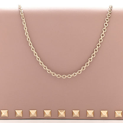 Valentino Garavani Vitello Rockstud Wallet on Chain Poudre 7 of 10