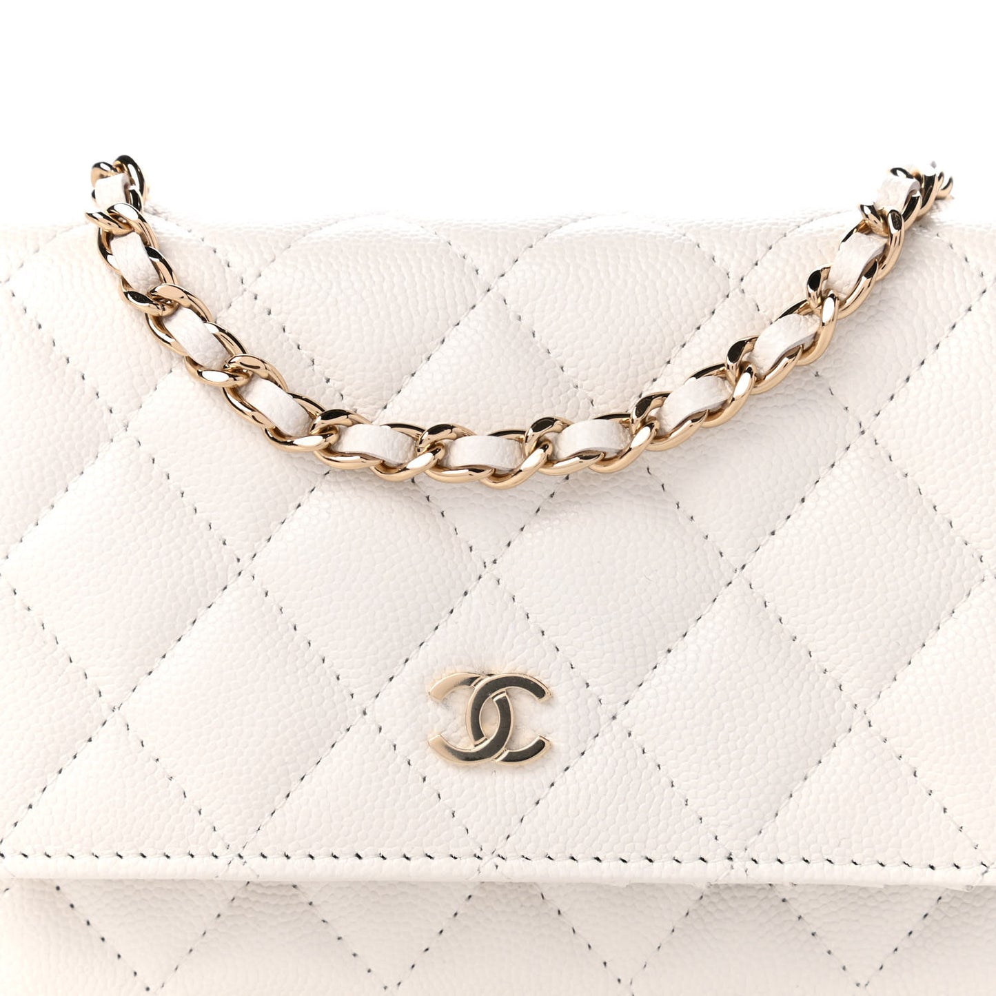 Caviar Quilted Mini Wallet On Chain WOC White