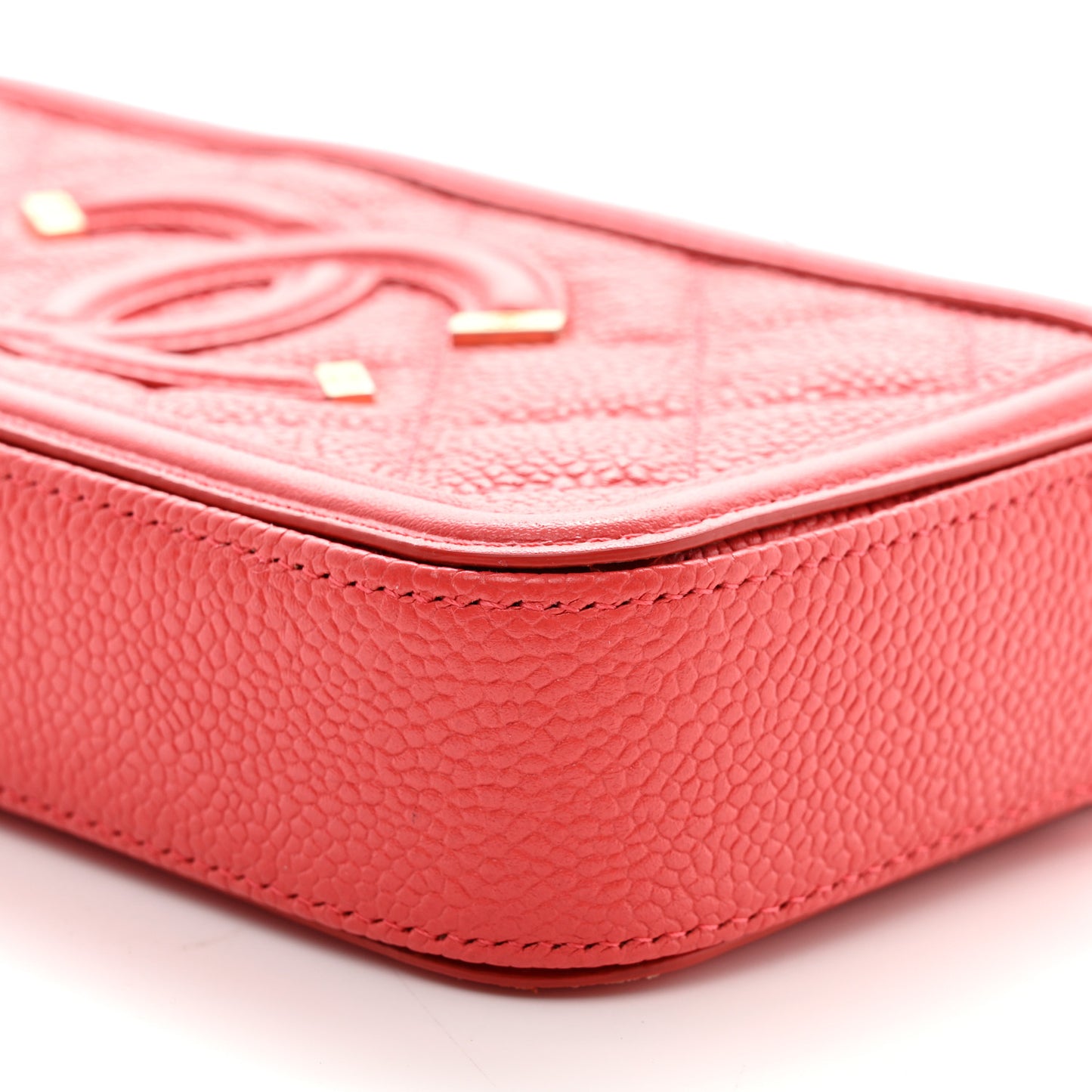 Caviar Quilted CC Filigree Clutch With Chain Pink