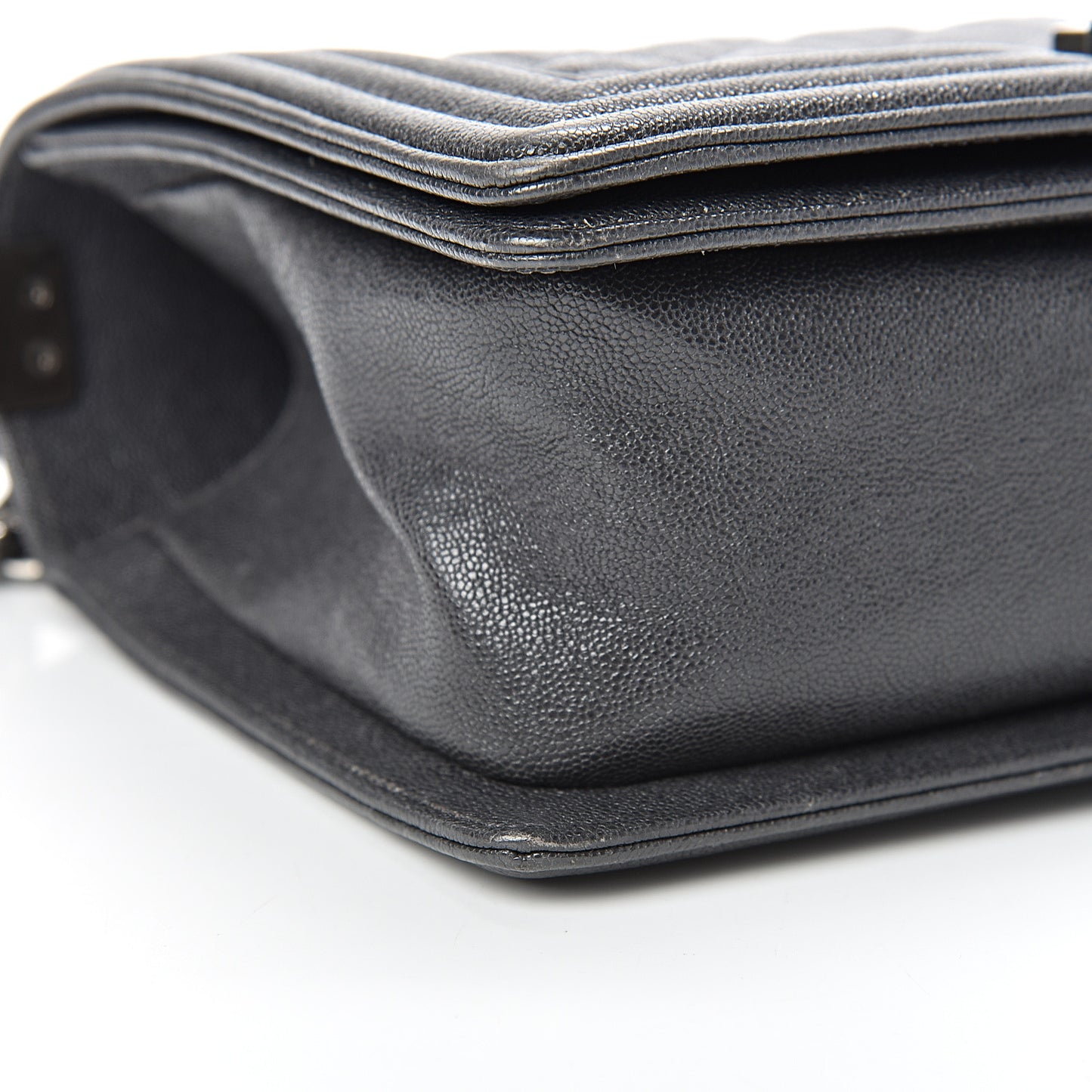Caviar Quilted Medium Boy Flap Anthracite