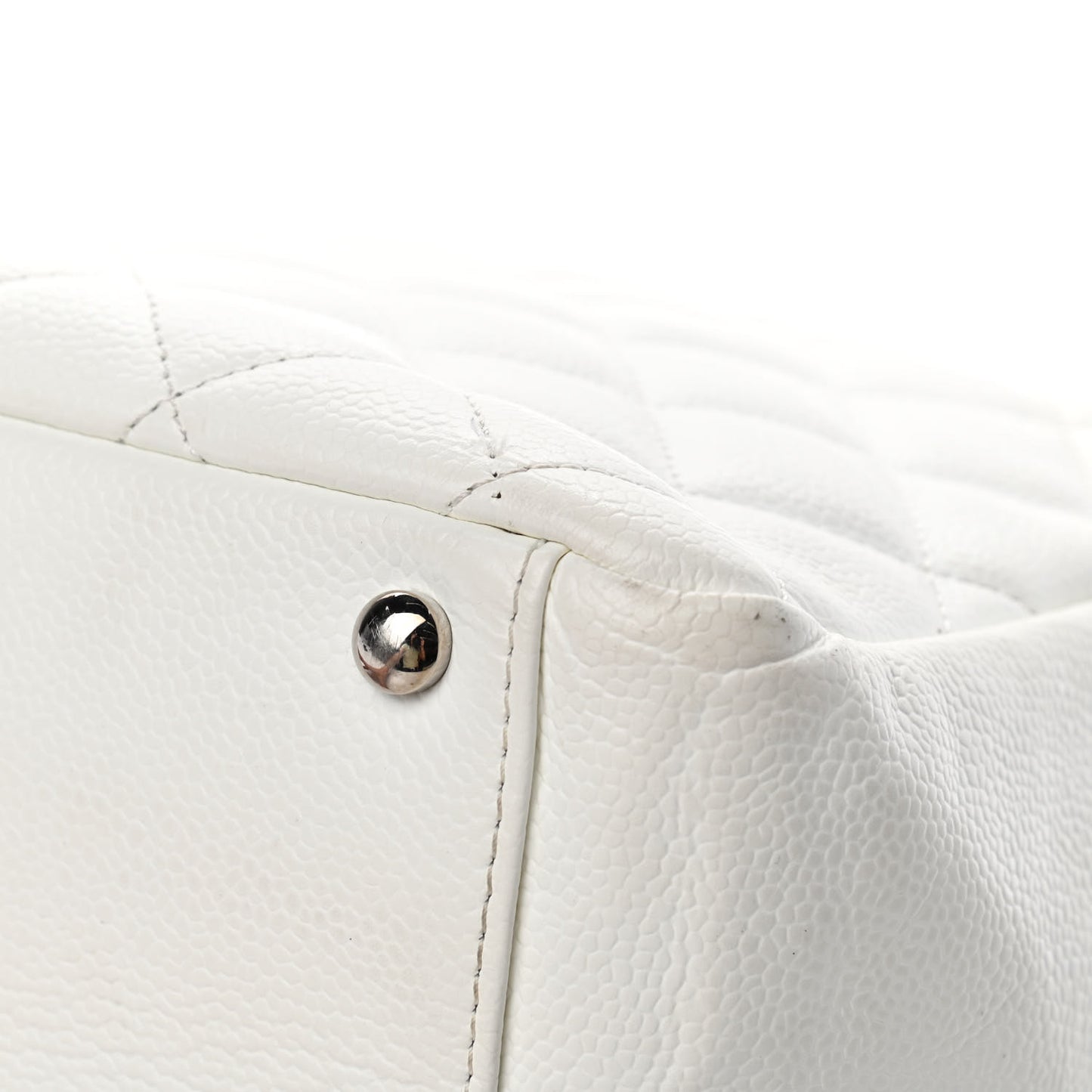 Caviar Quilted Petit Timeless Tote PTT White