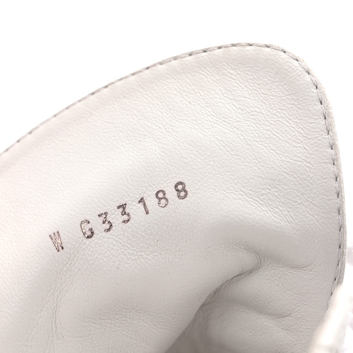 Crackled Calfskin Pearl Chain CC Combat Short Boots 38.5 White