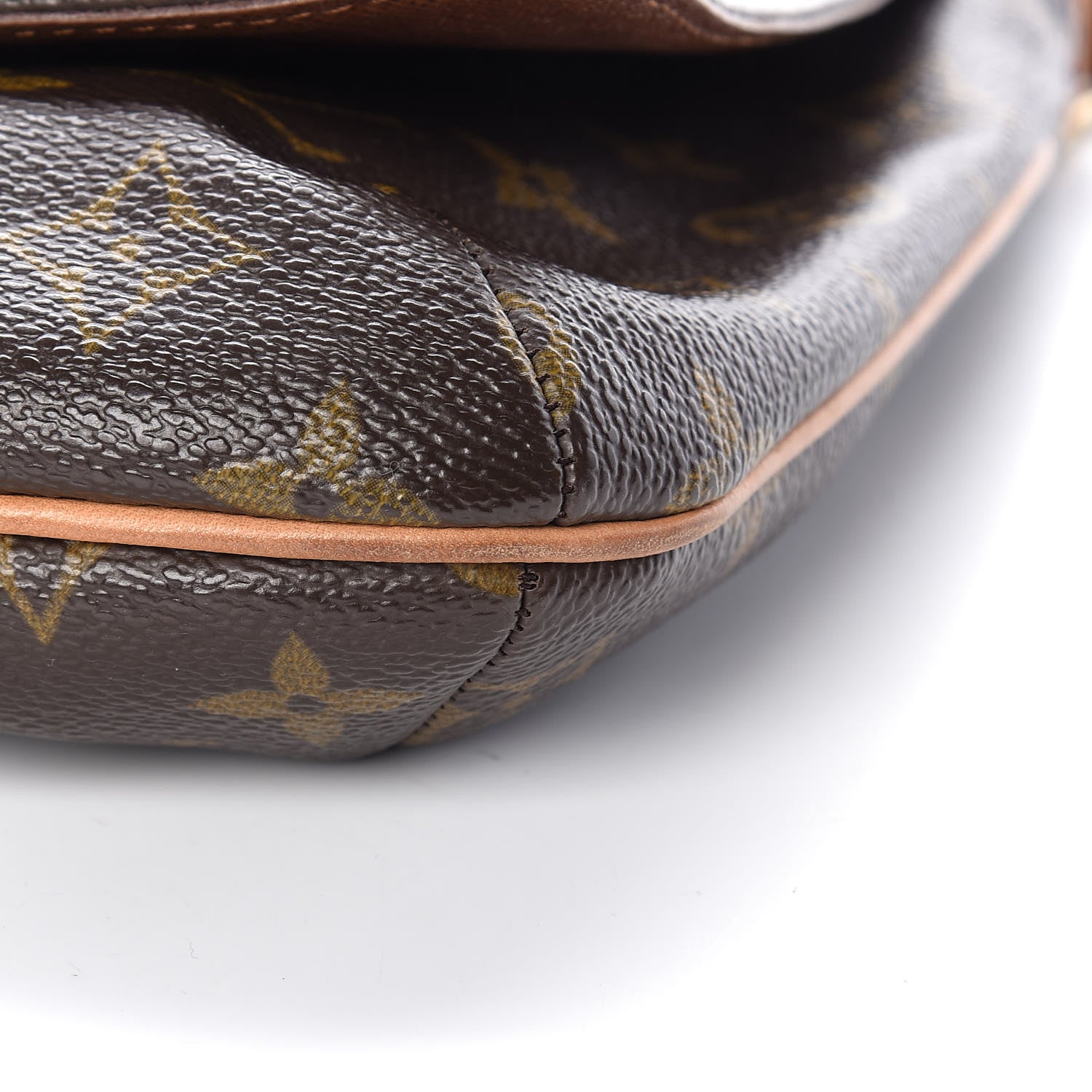 Louis Vuitton Monogram Musette Tango 9 of 9