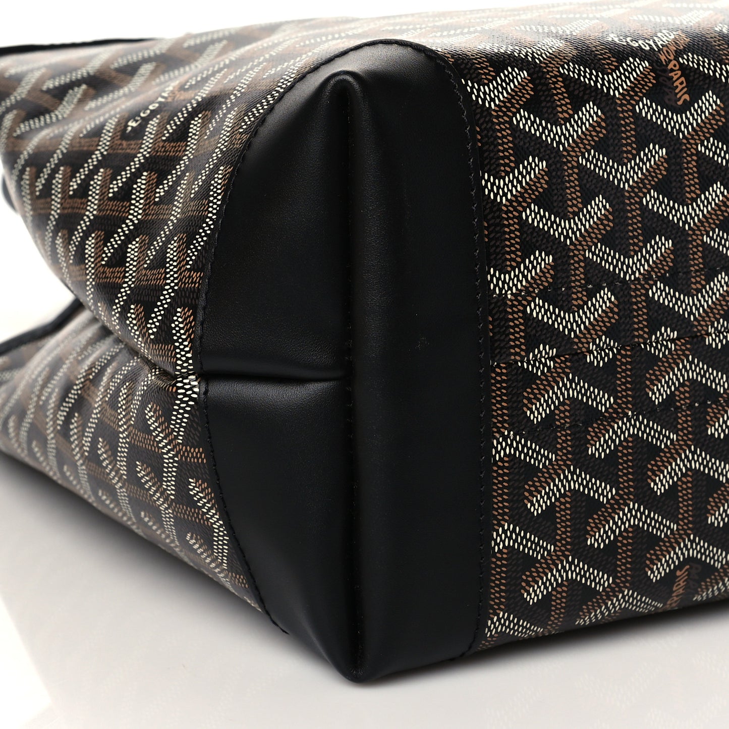 Goyardine Bellechasse PM Black