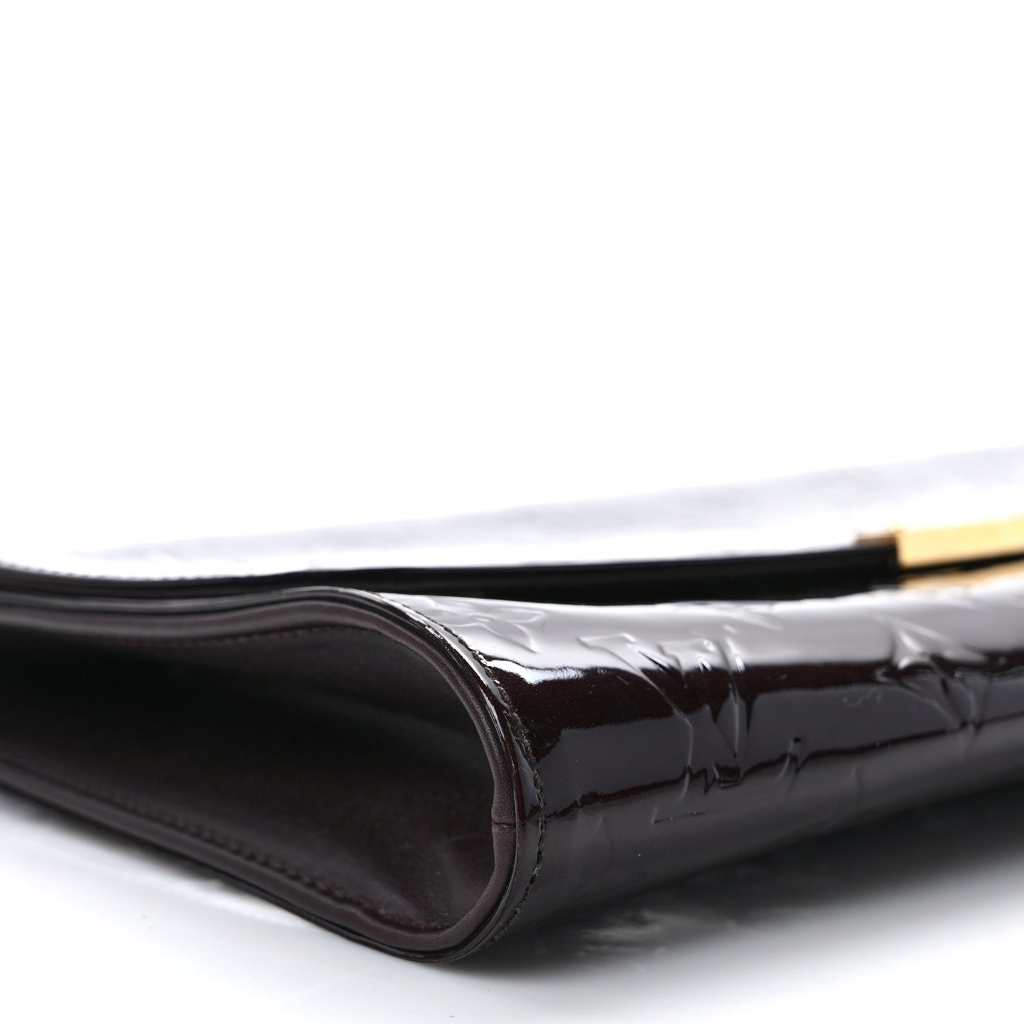 Vernis Robertson Clutch Amarante