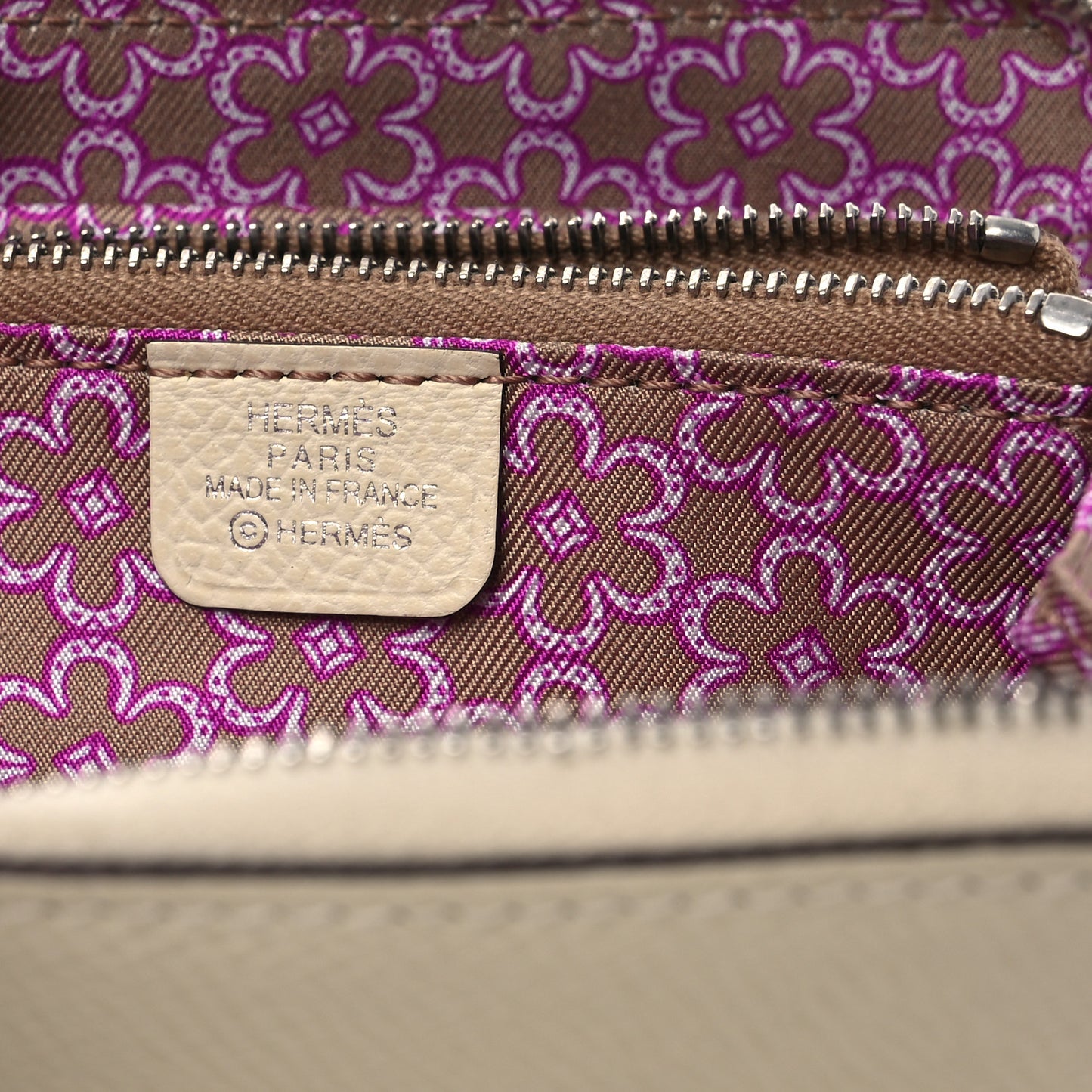 Epsom Silk'In Compact Wallet Nata