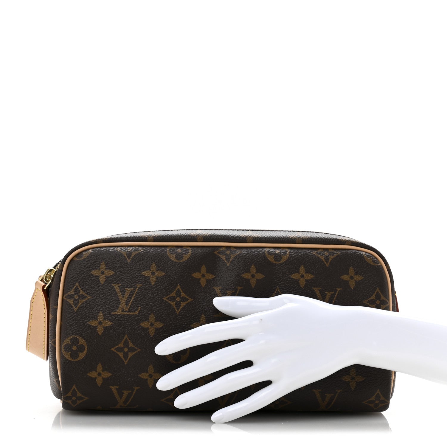 Louis Vuitton Monogram Dopp Kit Toilet Pouch 2 of 7