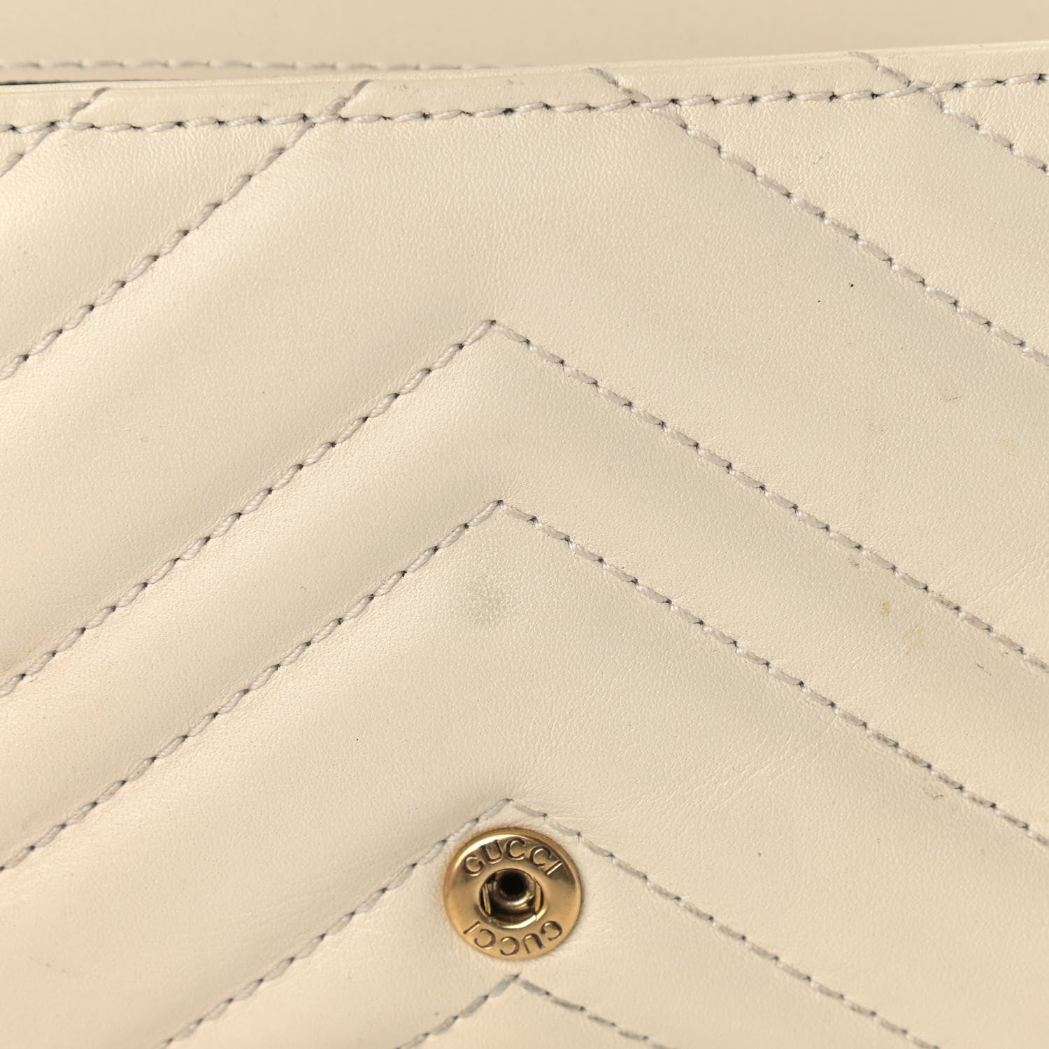 Gucci Calfskin Matelasse Super Mini GG Marmont Shoulder Bag White 15 of 17