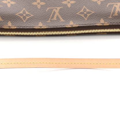 Louis Vuitton Monogram Chain Pochette Accessories 10 of 11
