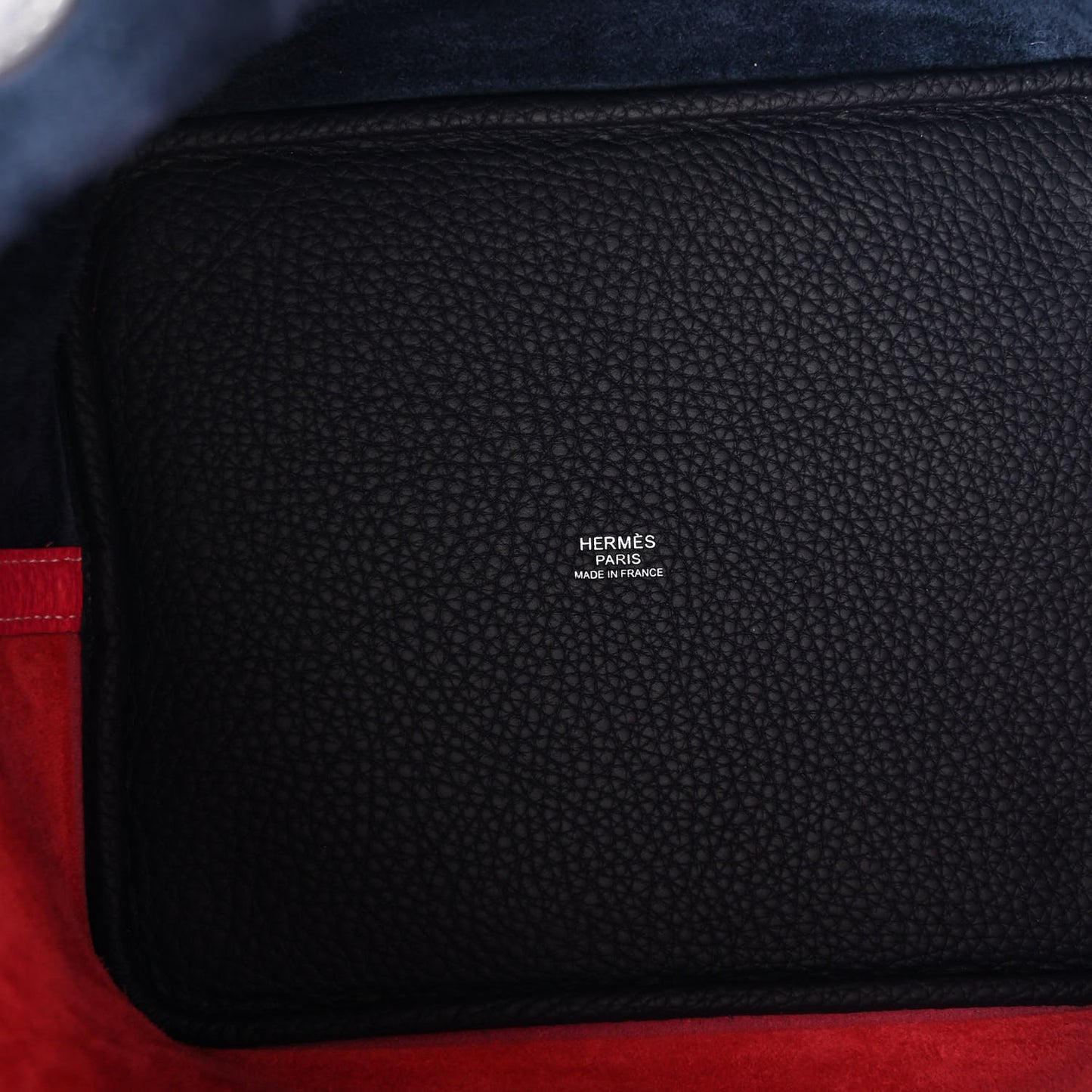 Taurillon Clemence Casaque Picotin Lock 18 PM Rose Extreme Bleu Nuit