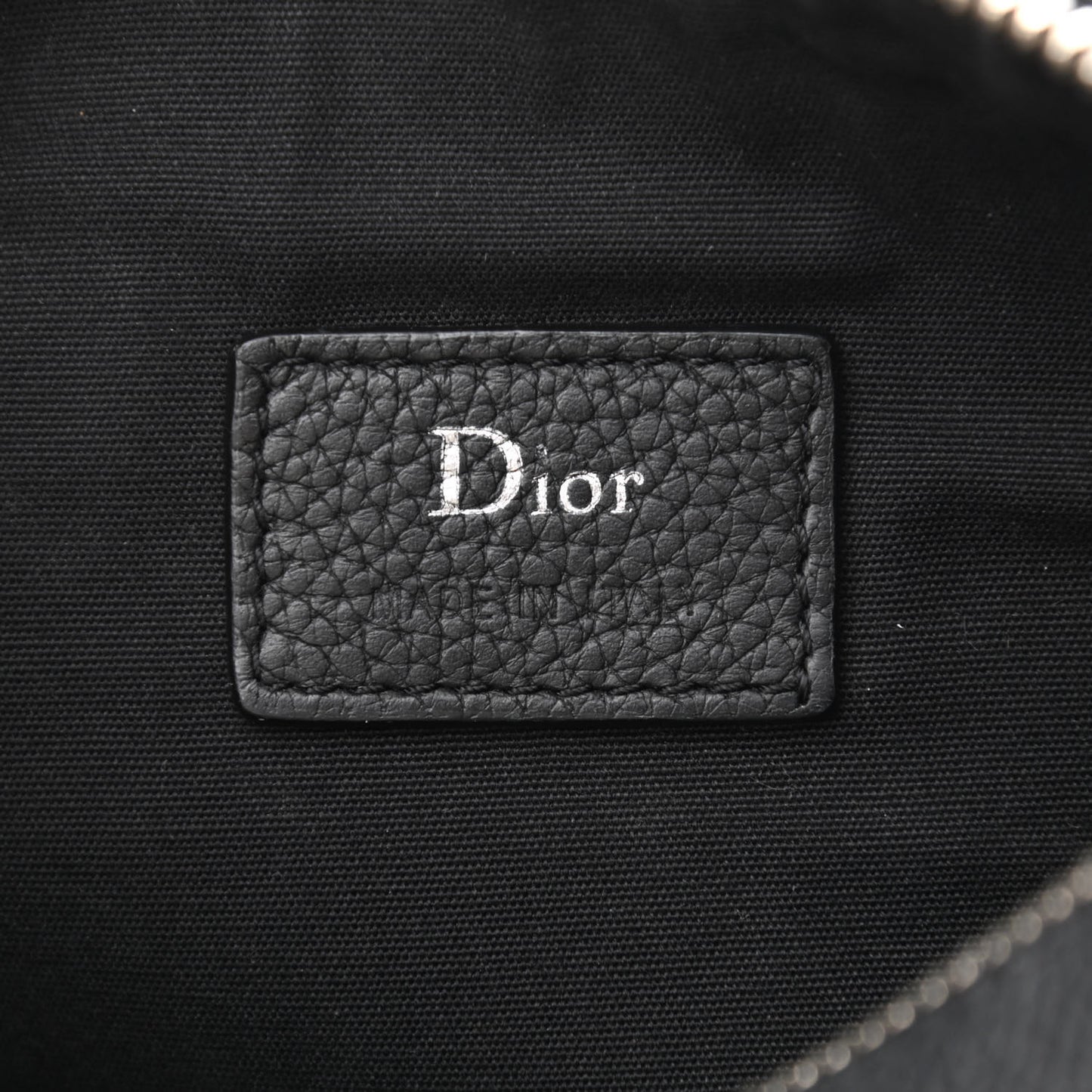 HOMME Grained Calfskin Mens Roller Pouch Black