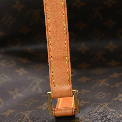 Louis Vuitton Monogram Cabas Mezzo 20 of 26