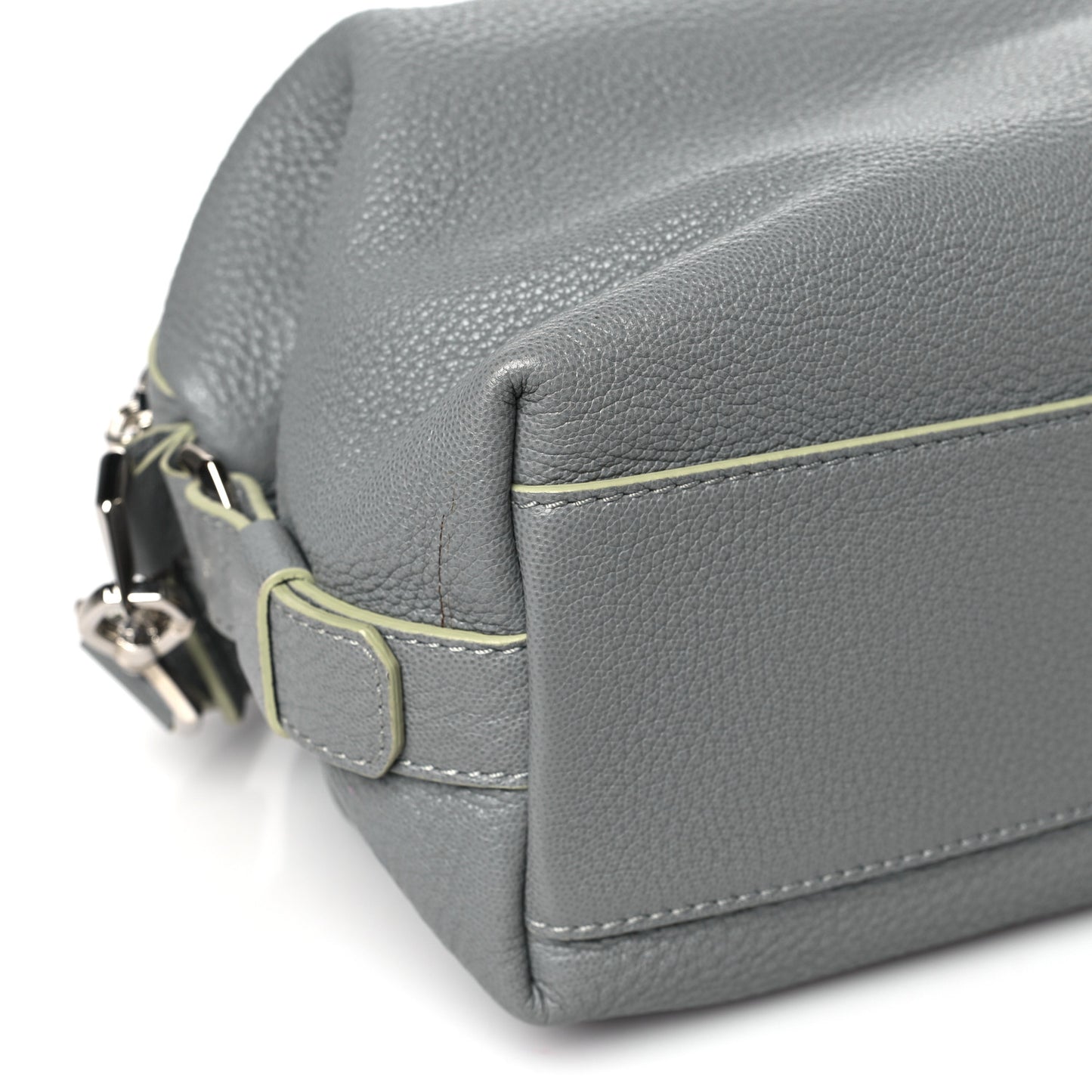 Pebbled Calfskin Small Nightingale Pearl Grey