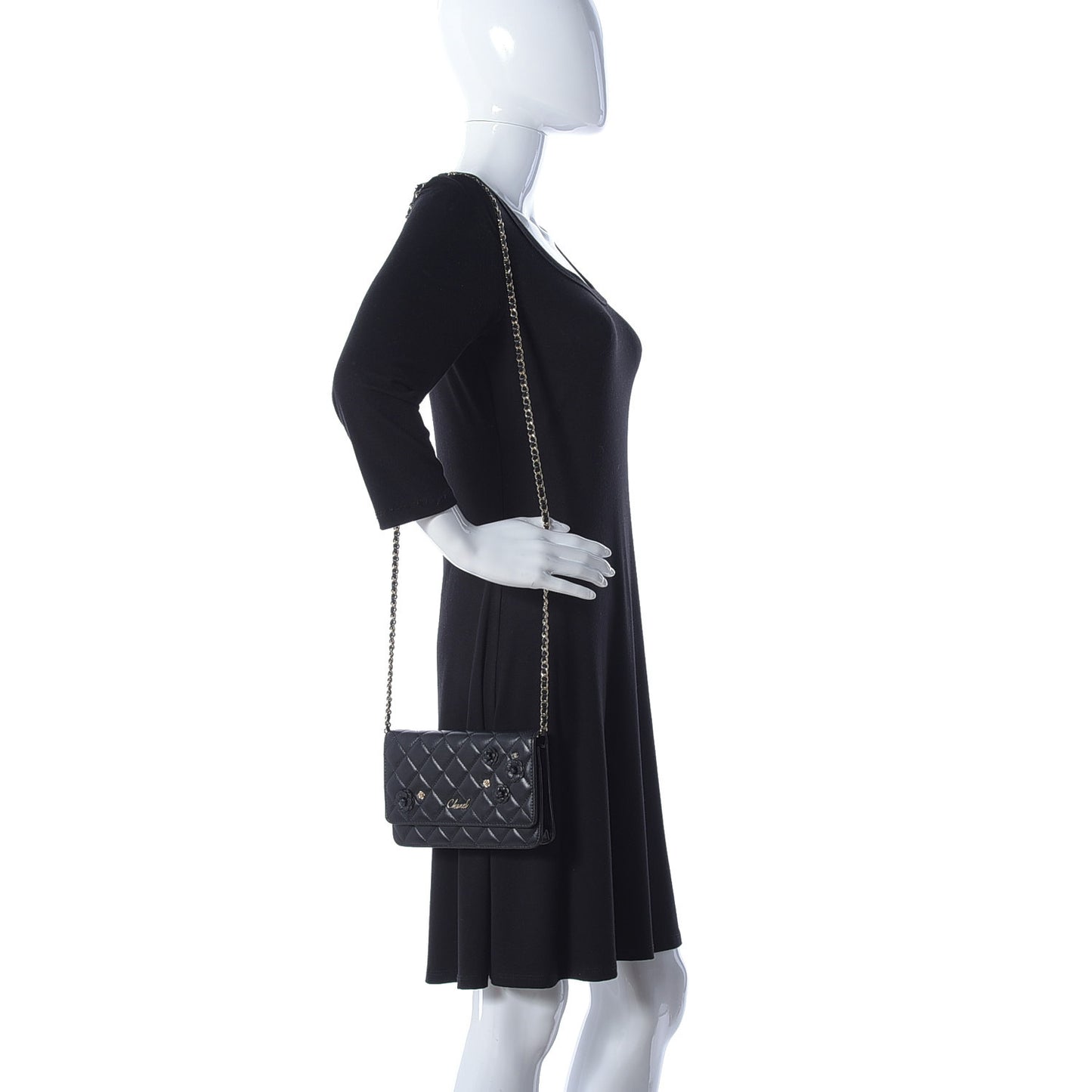 Lambskin Camellia Wallet on Chain WOC Black